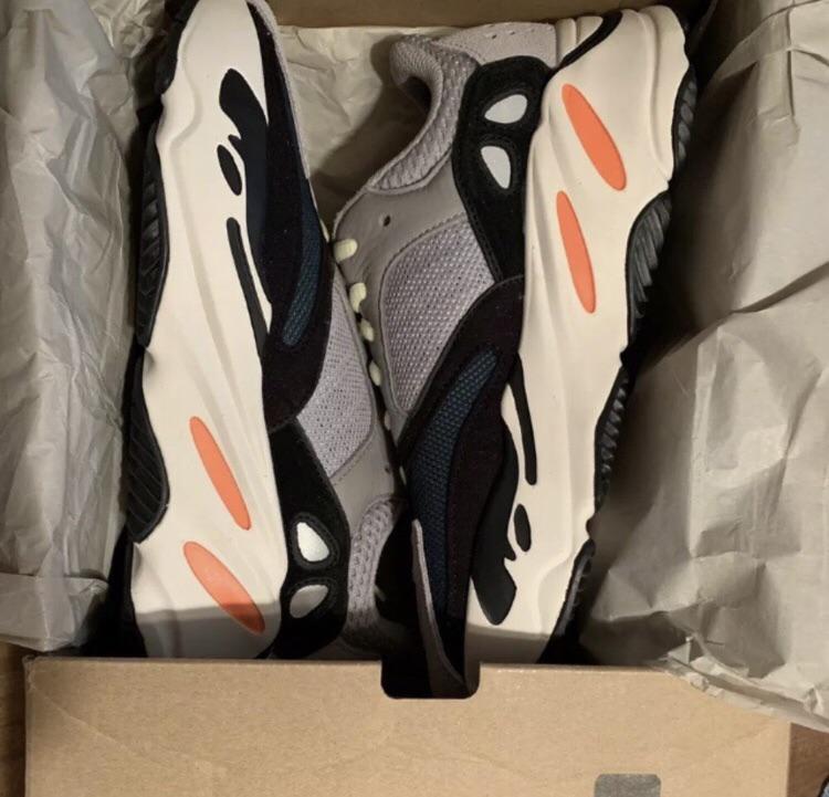 legit? Seller originally purchased from stadium goods r/Hypebeasts