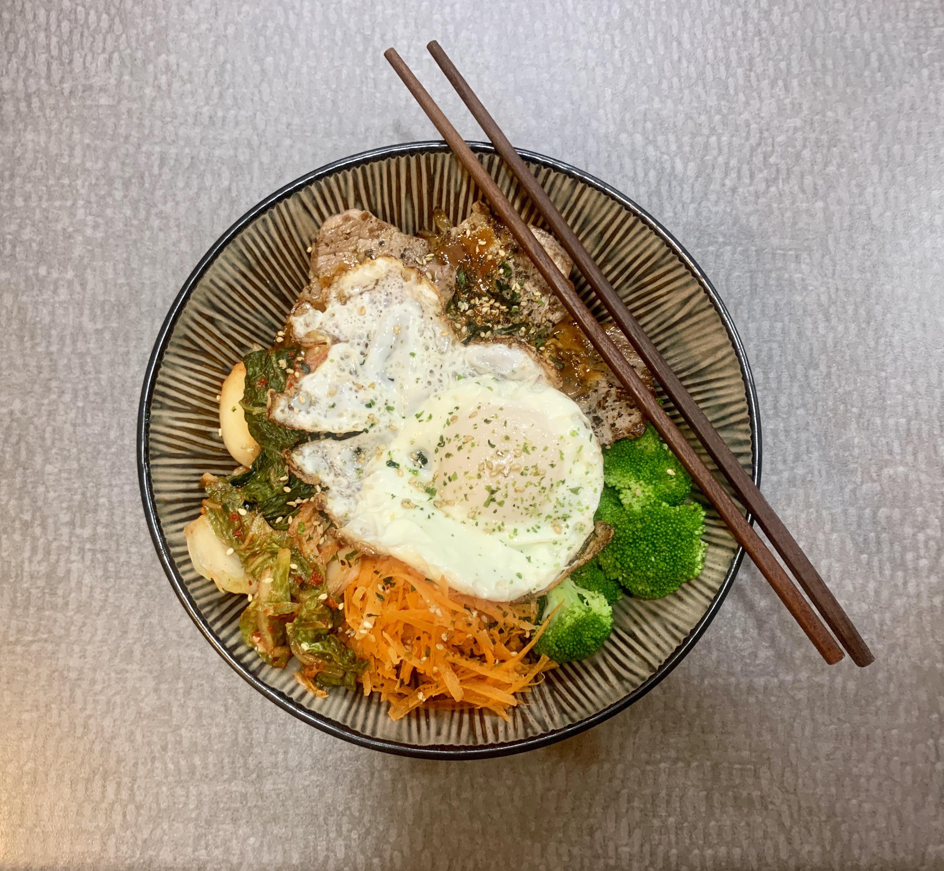 Kobe Beef Ribeye with veggies and kimchi over quinoa r/FoodPorn