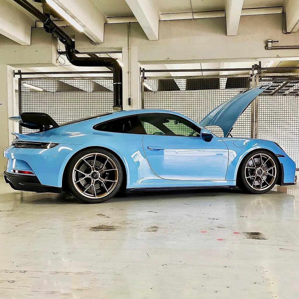 992 GT3 in my favorite PTS color ever Gulf Blue r/Porsche