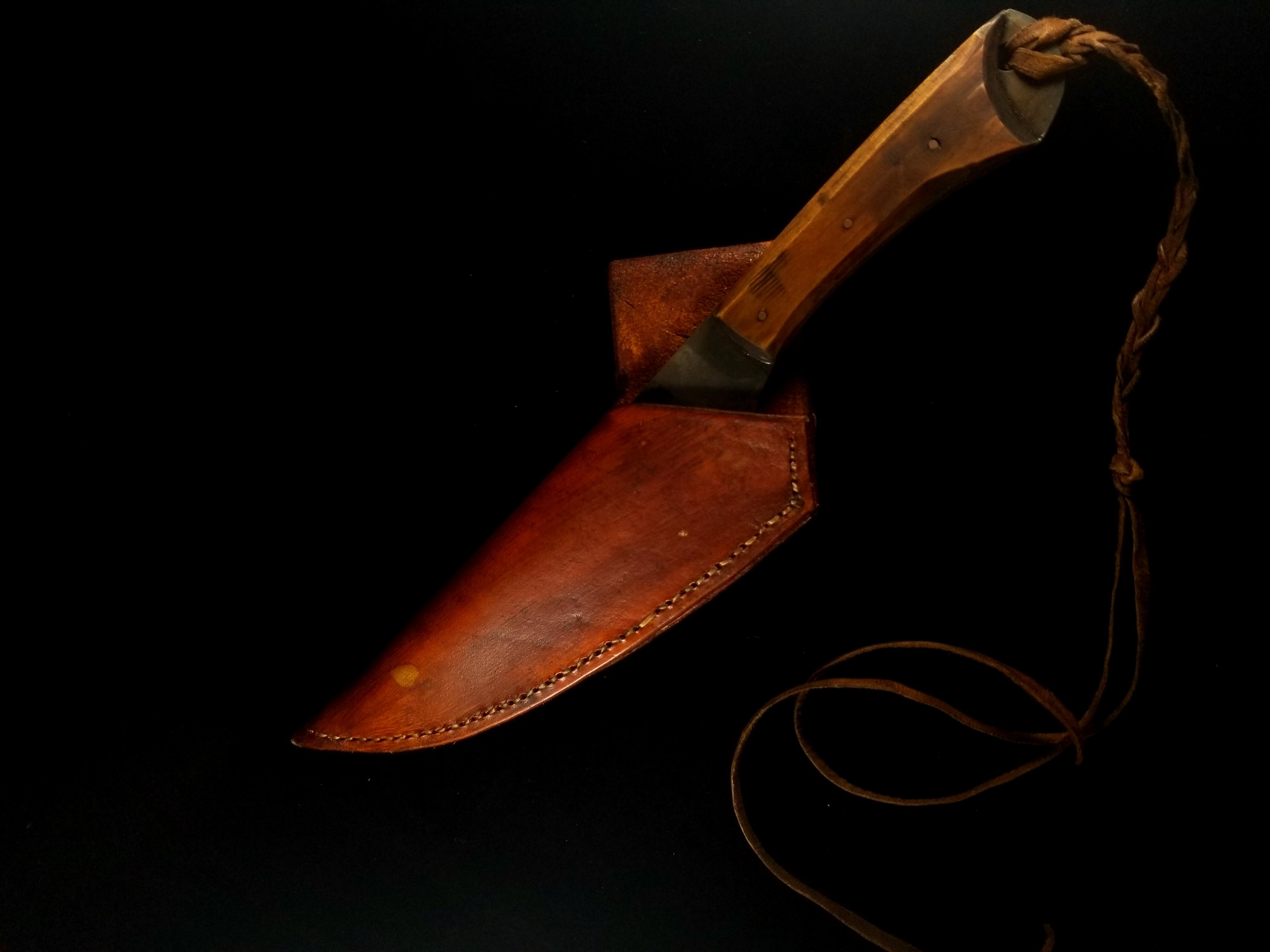 A sheath I made for my knife. r/Leathercraft