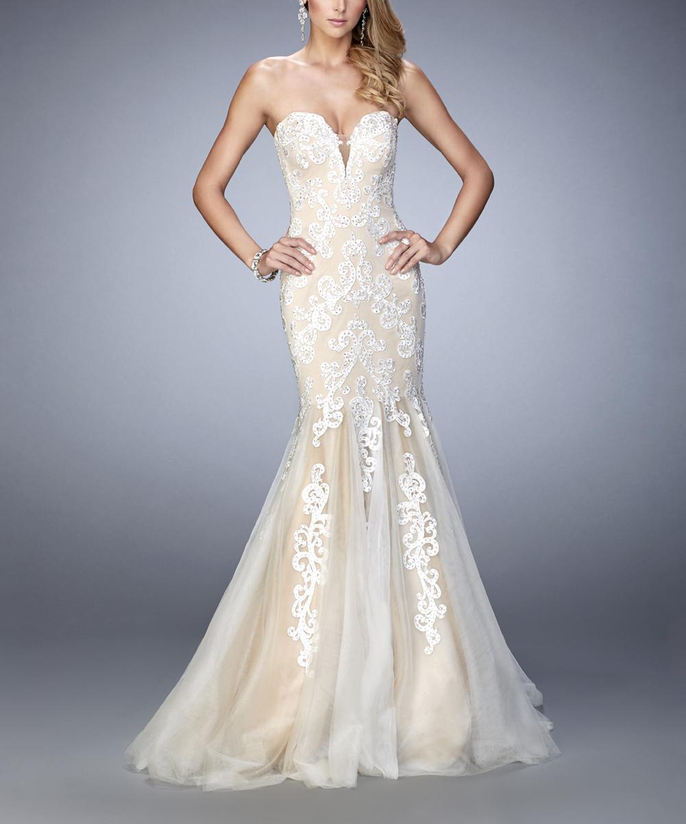 Possible Wedding Dresses on sale. (More in comments) r/Weddingsunder10k