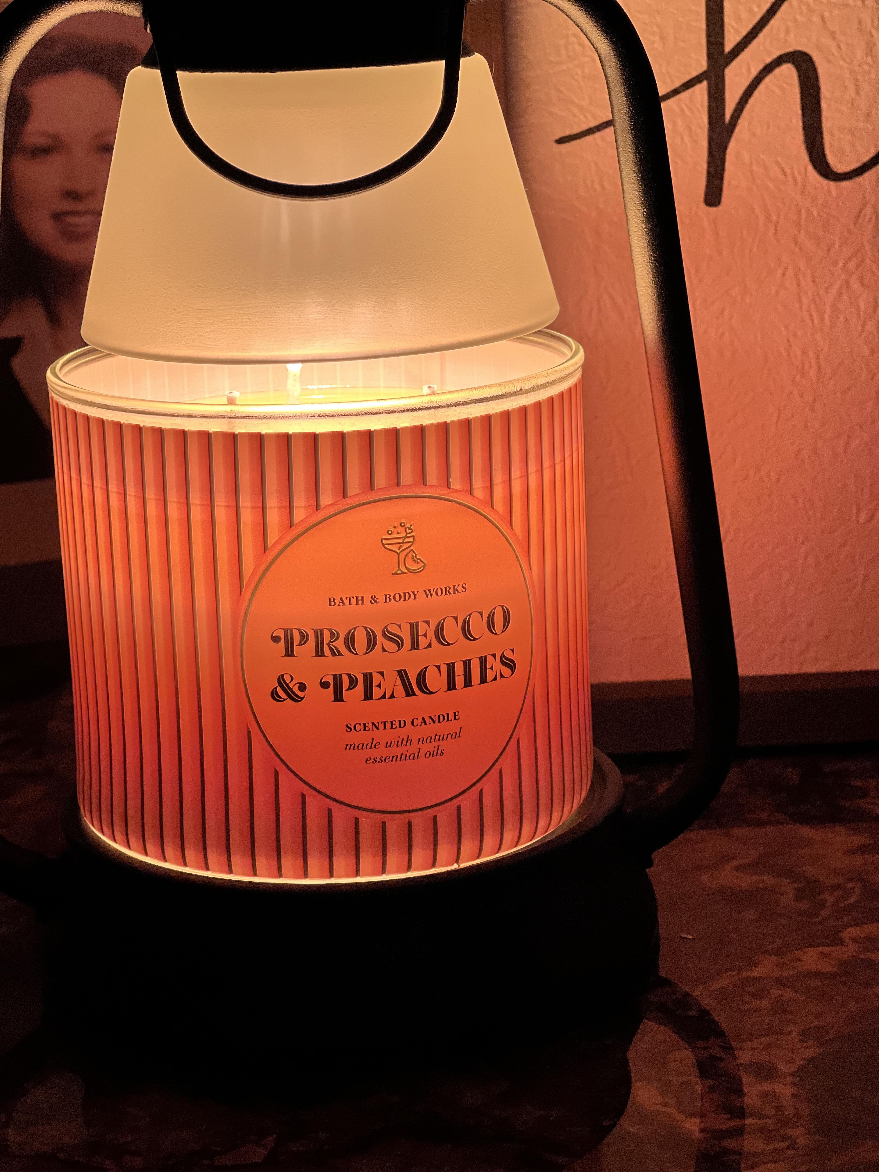 I totally slept on this candle it’s not a typical peach BBW candle like
