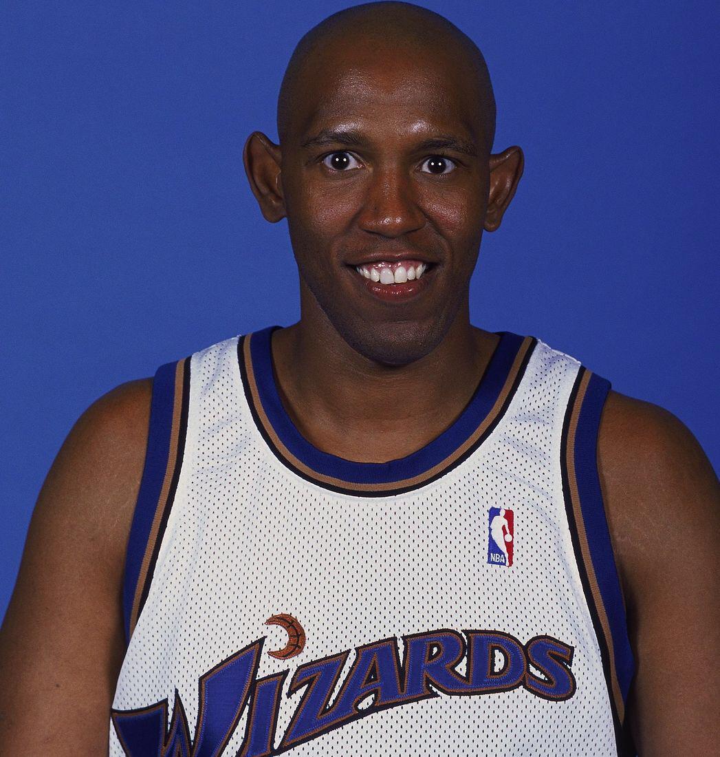 Hi r/nbacirclejerk ! I’m Popeye Jones, the 41st pick of the 2000 NBA