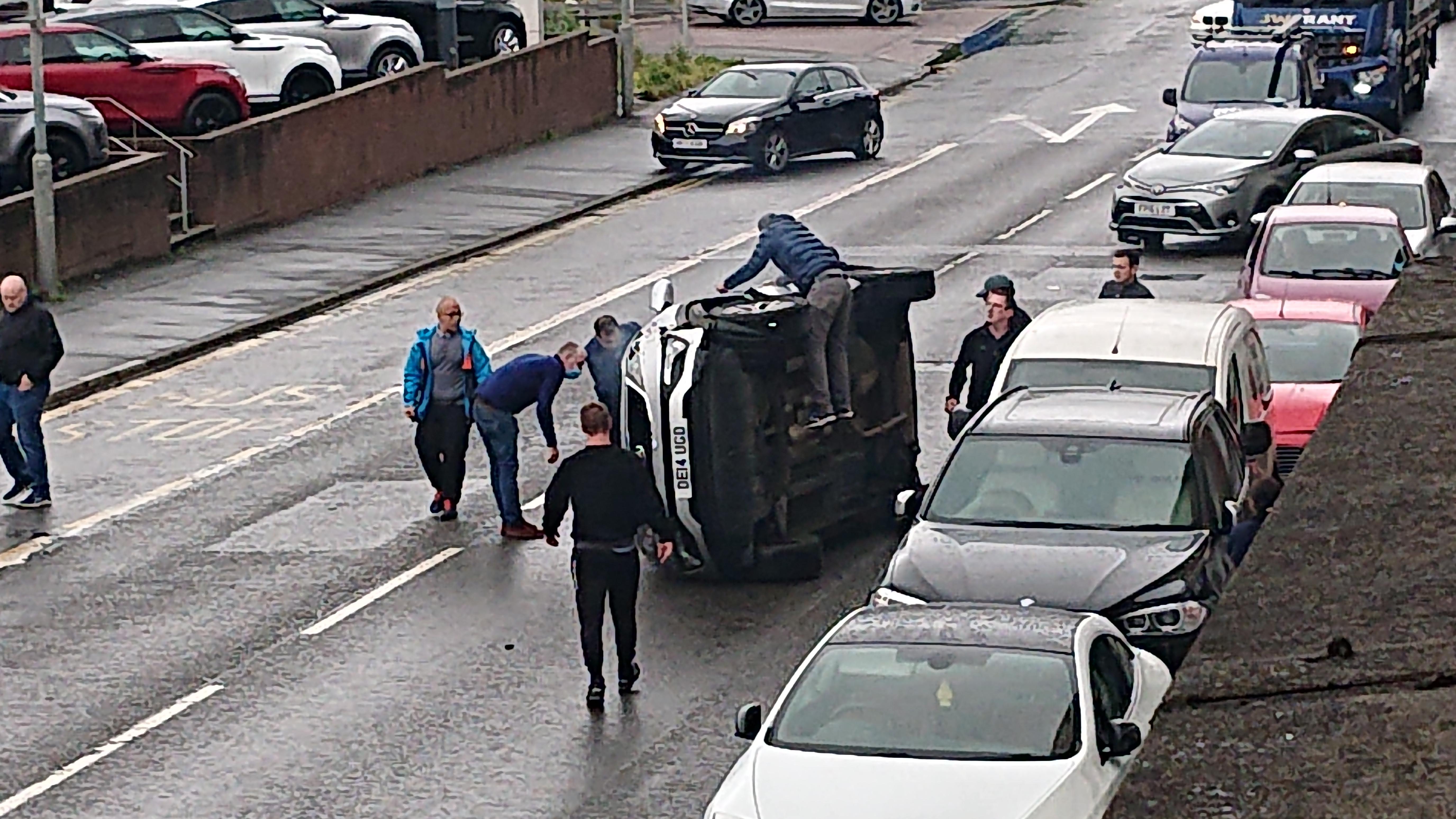 This just happened on Maryhill road. Took ambulance only 4 mins to show