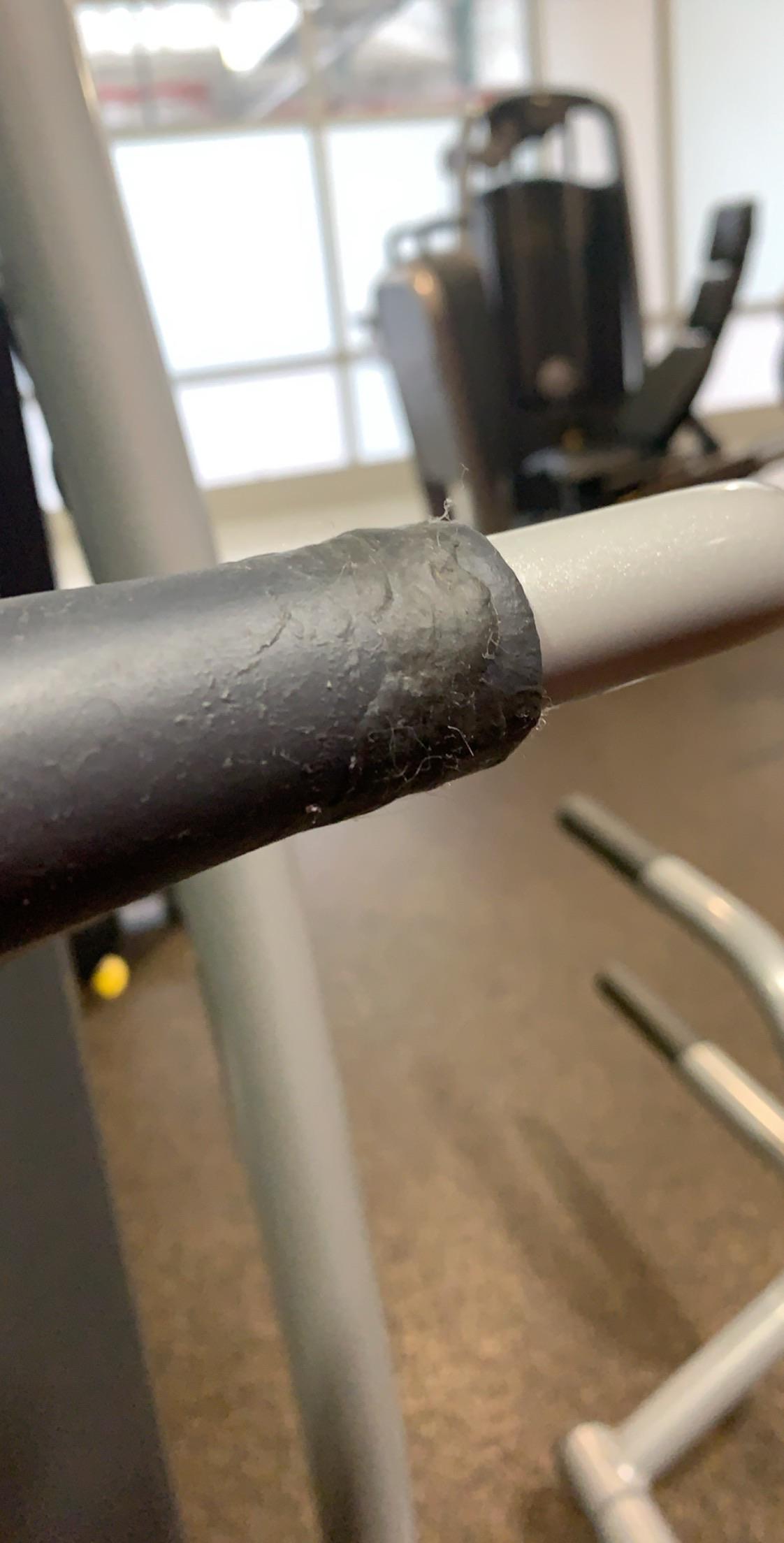 The handle on this gyms equipment... r/WTF