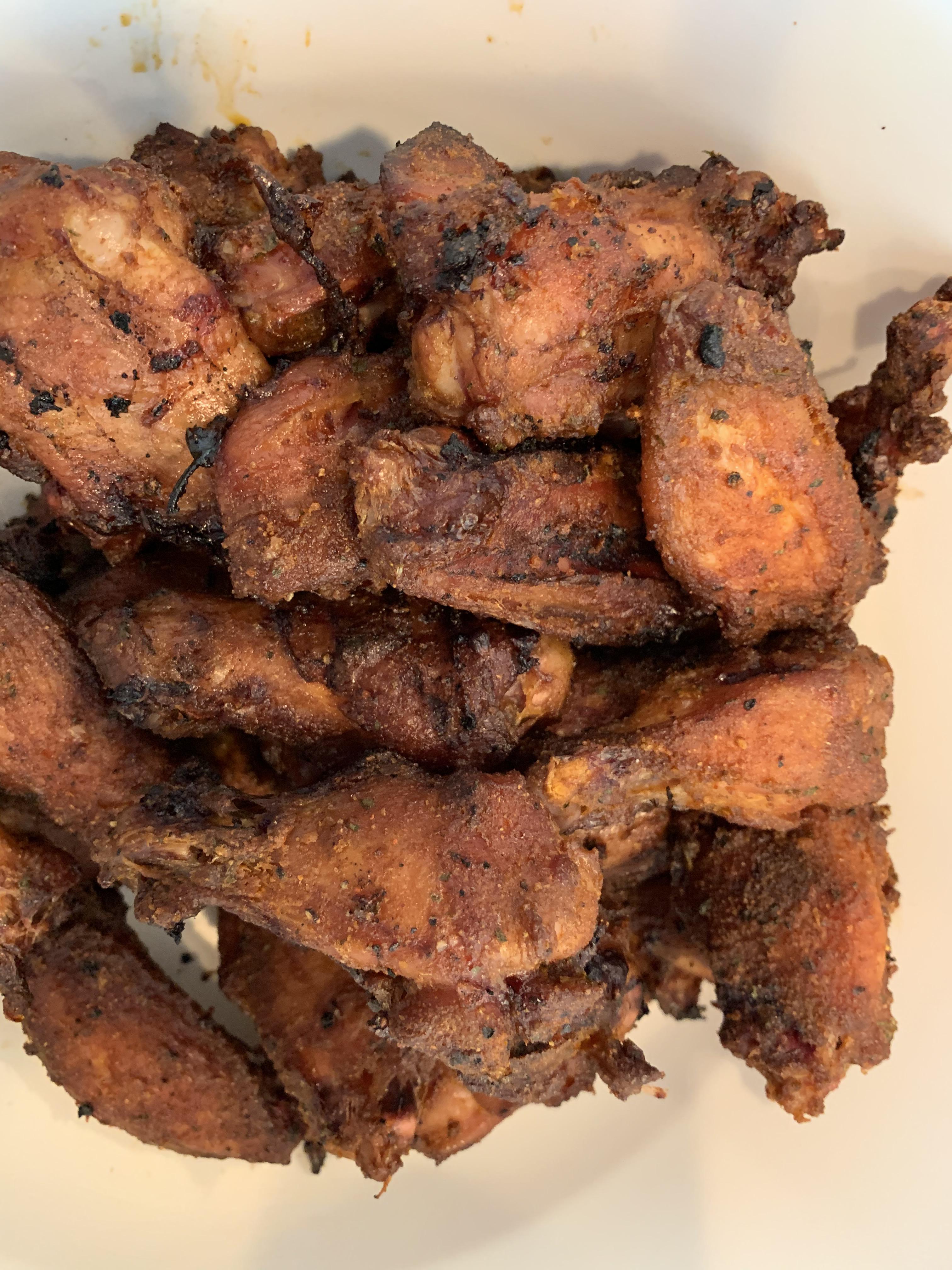 Smoked some wings. Used meat church voodoo, soo good!! r/BBQ