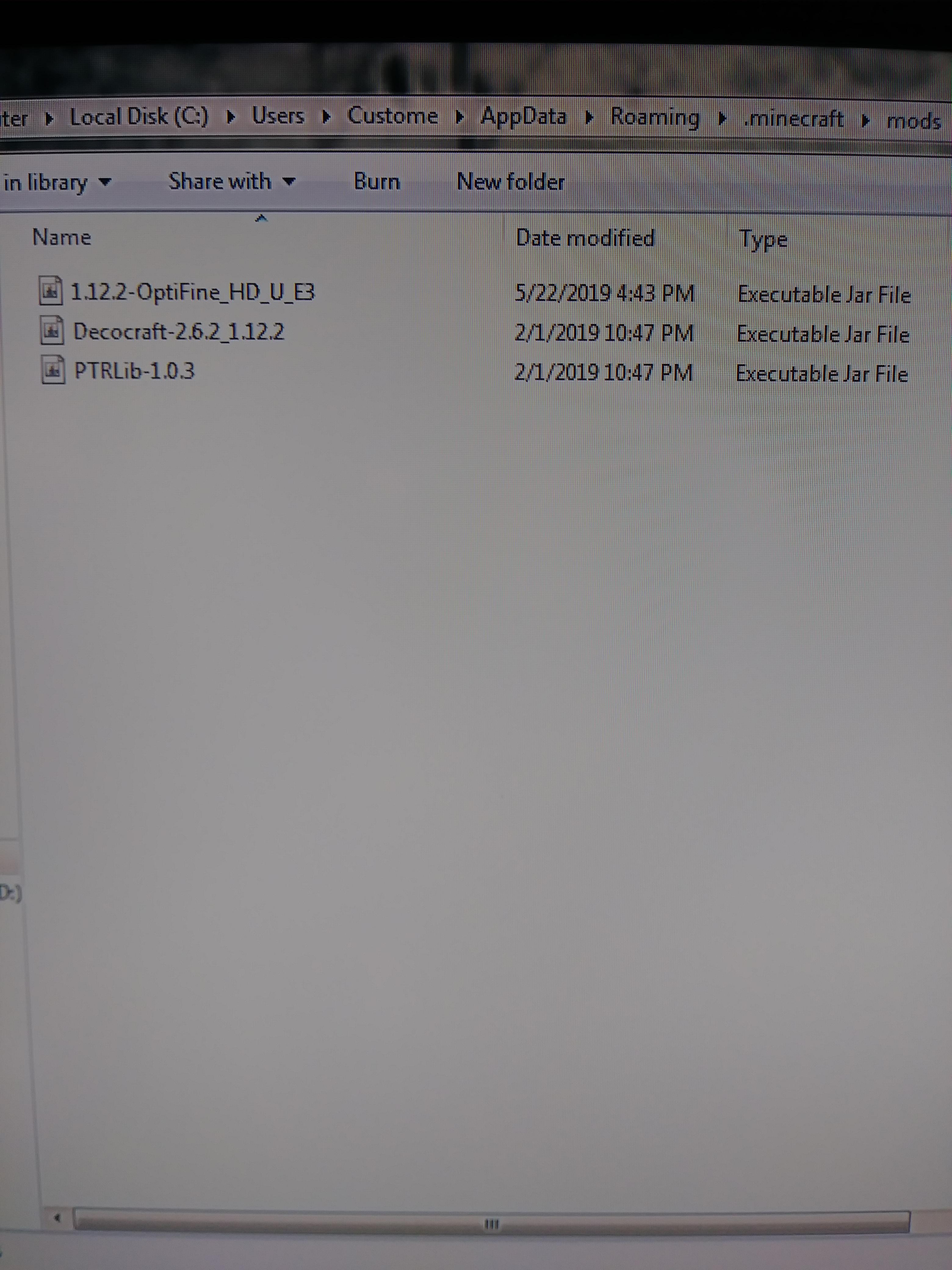 1.12.2 + Optifine isn't working, shaders not showing up in video