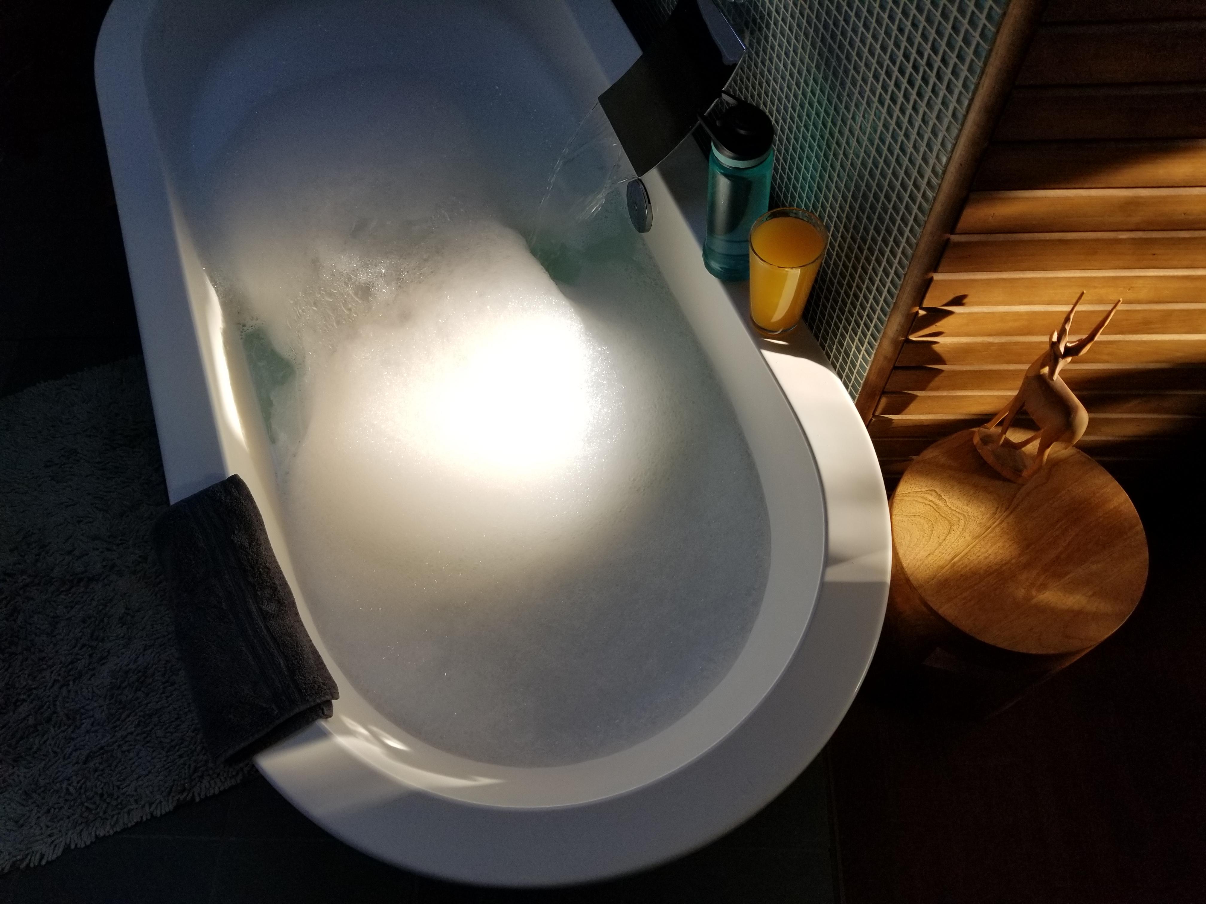 My openconcept bathtub space, Winnipeg, Manitoba, Canada r