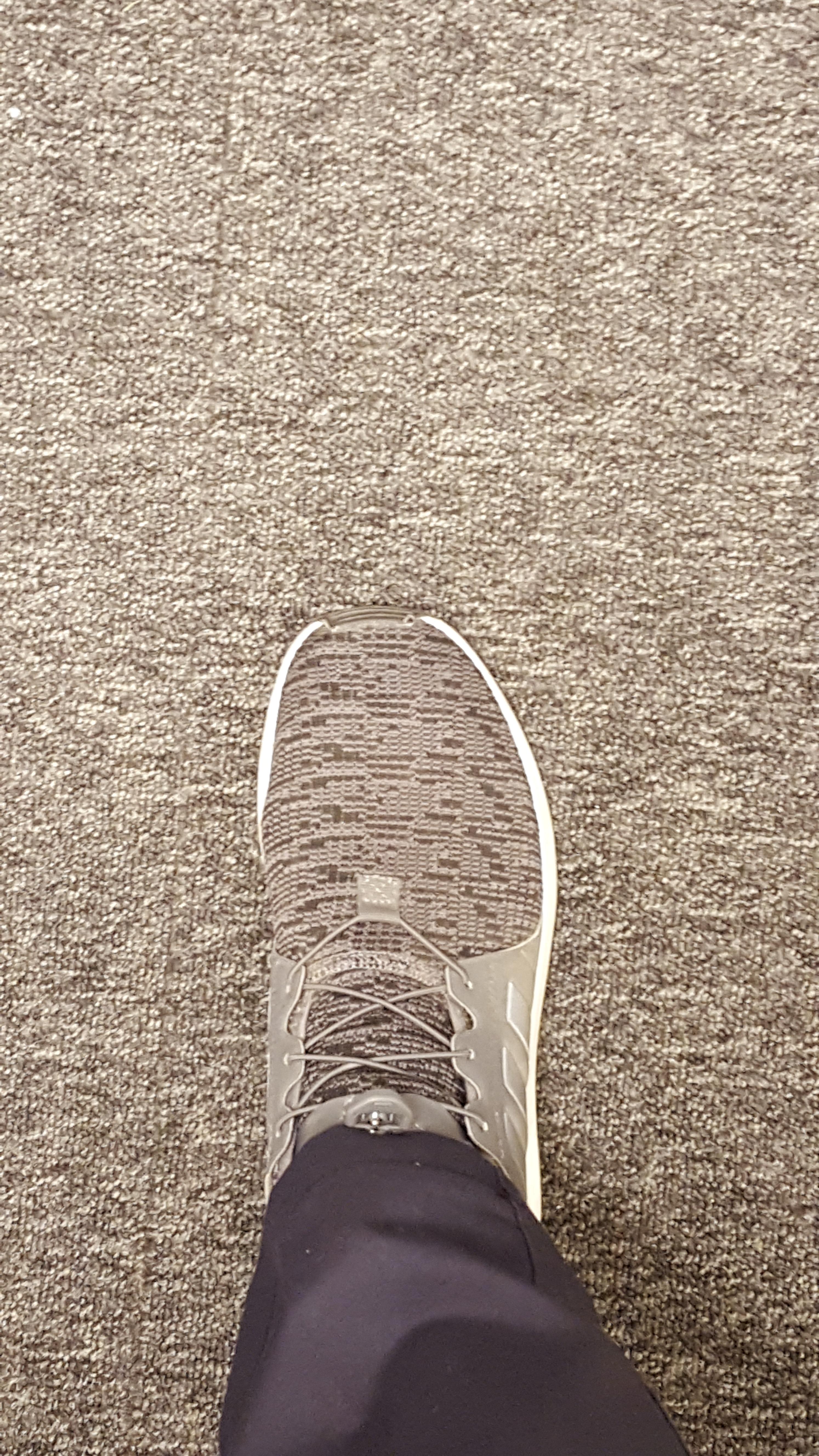 Carpet looks like a messed up version of my shoe r/mildlyinteresting