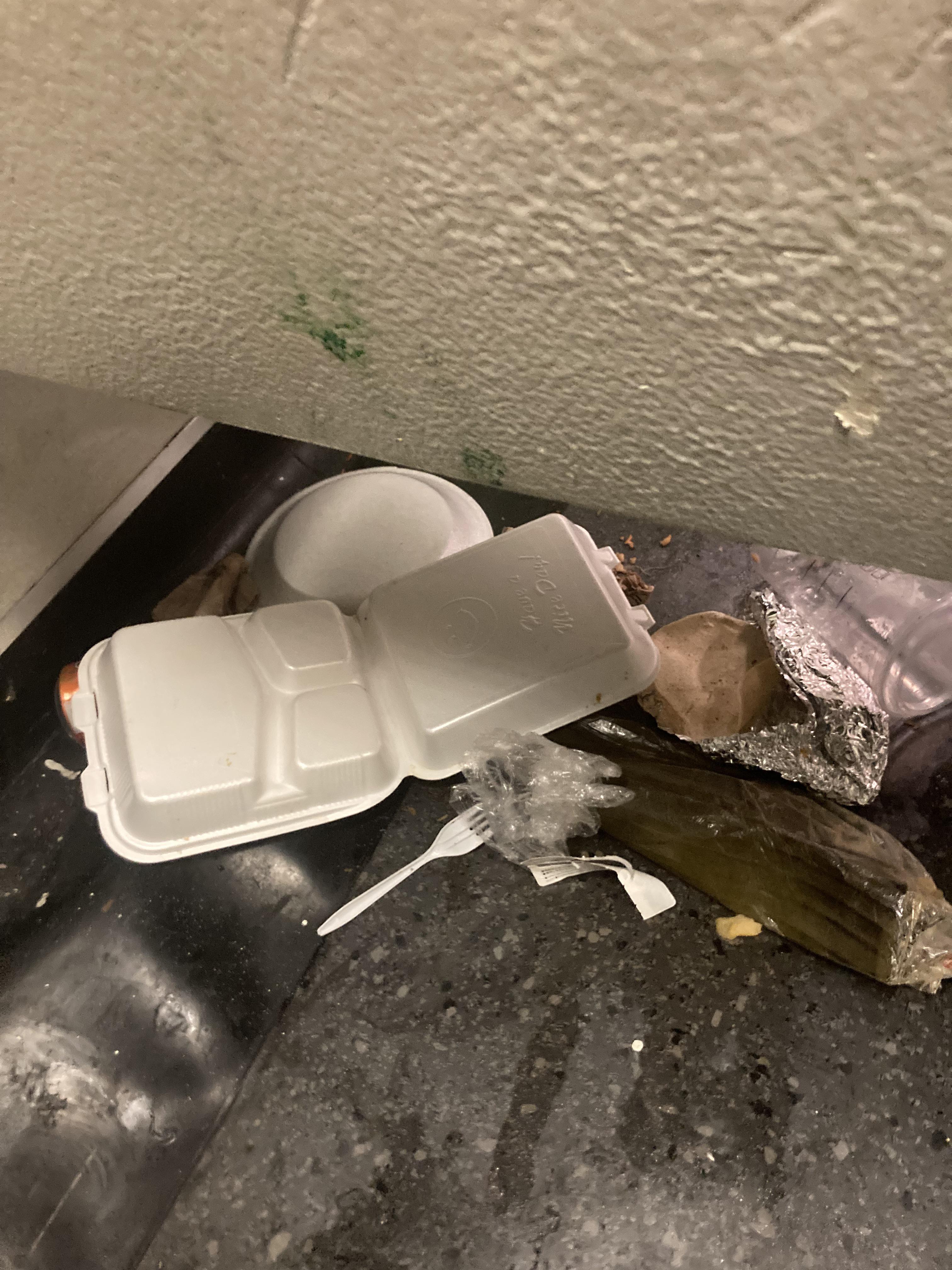 Why Do People in LA Litter So Much? r/LosAngeles