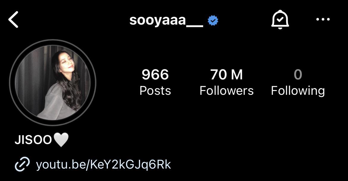 230313 Jisoo has surpassed 70 MILLION Instagram followers! r/BlackPink