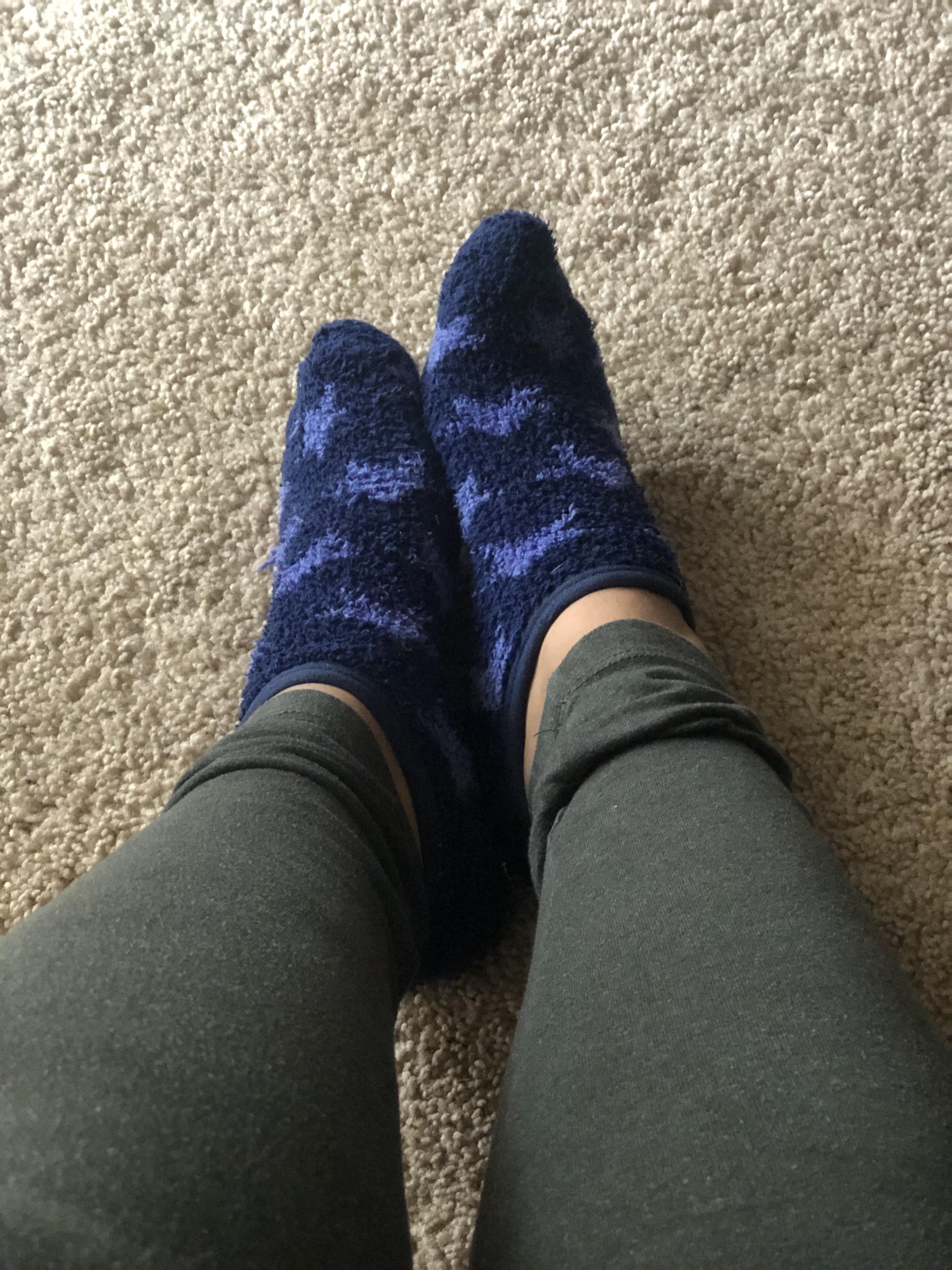My feet are so hot and sweaty in these 🥵 r/usedsocks