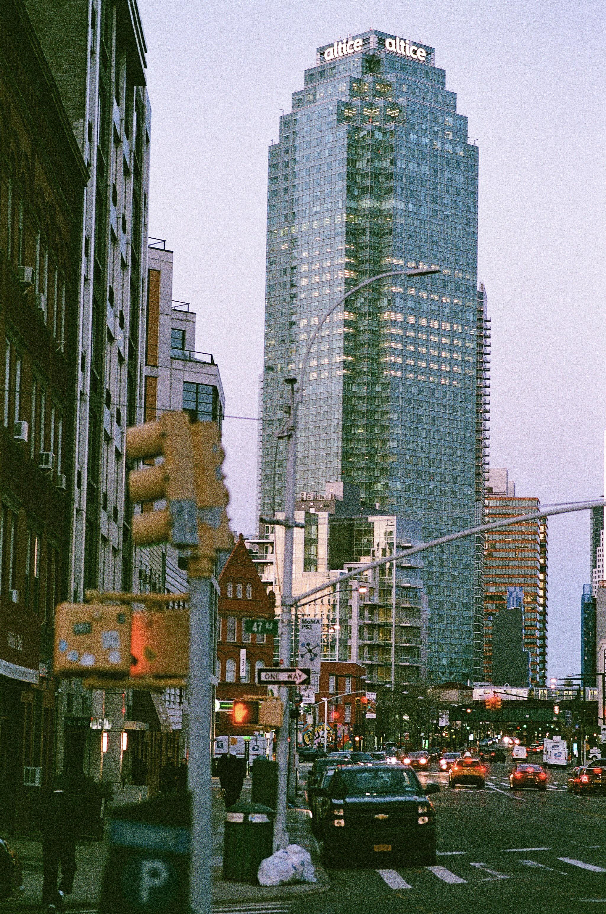 Jackson Ave r/Queens