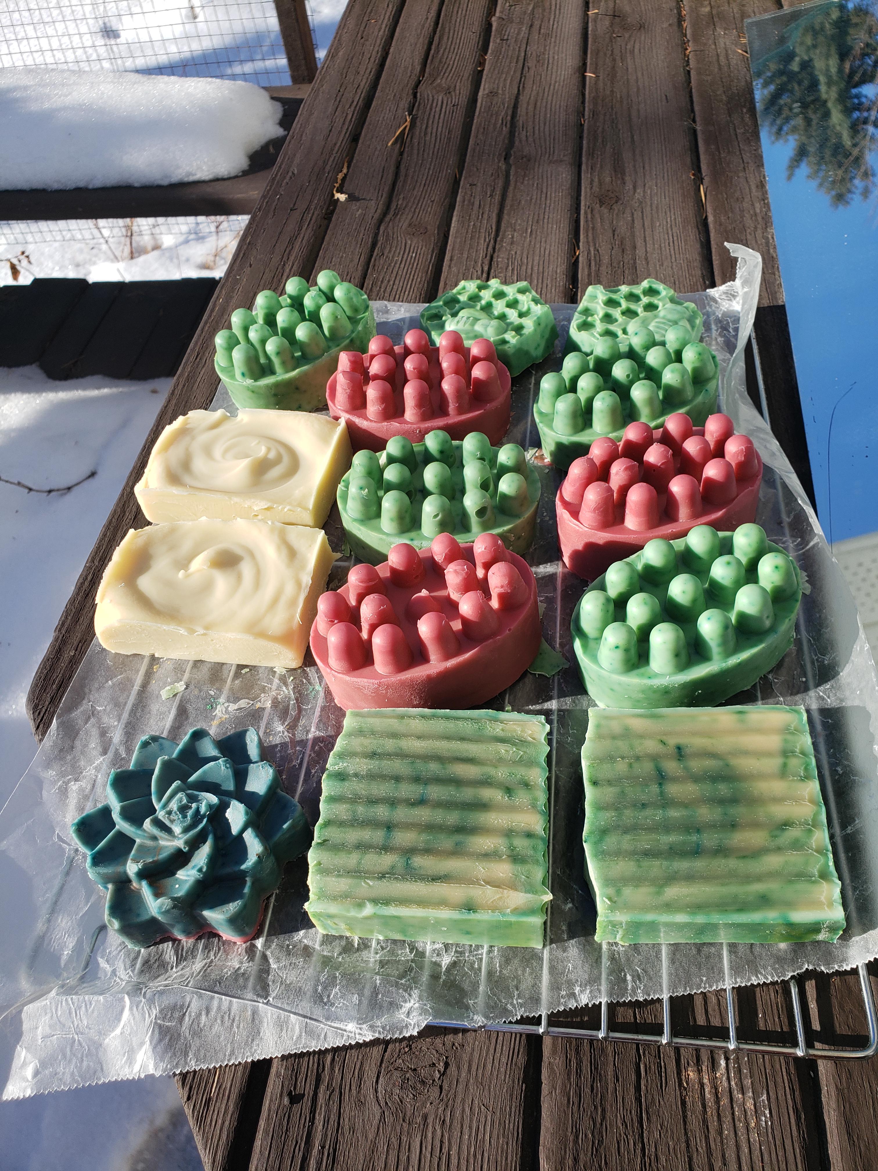 Made some soap with friends. r/soapmaking