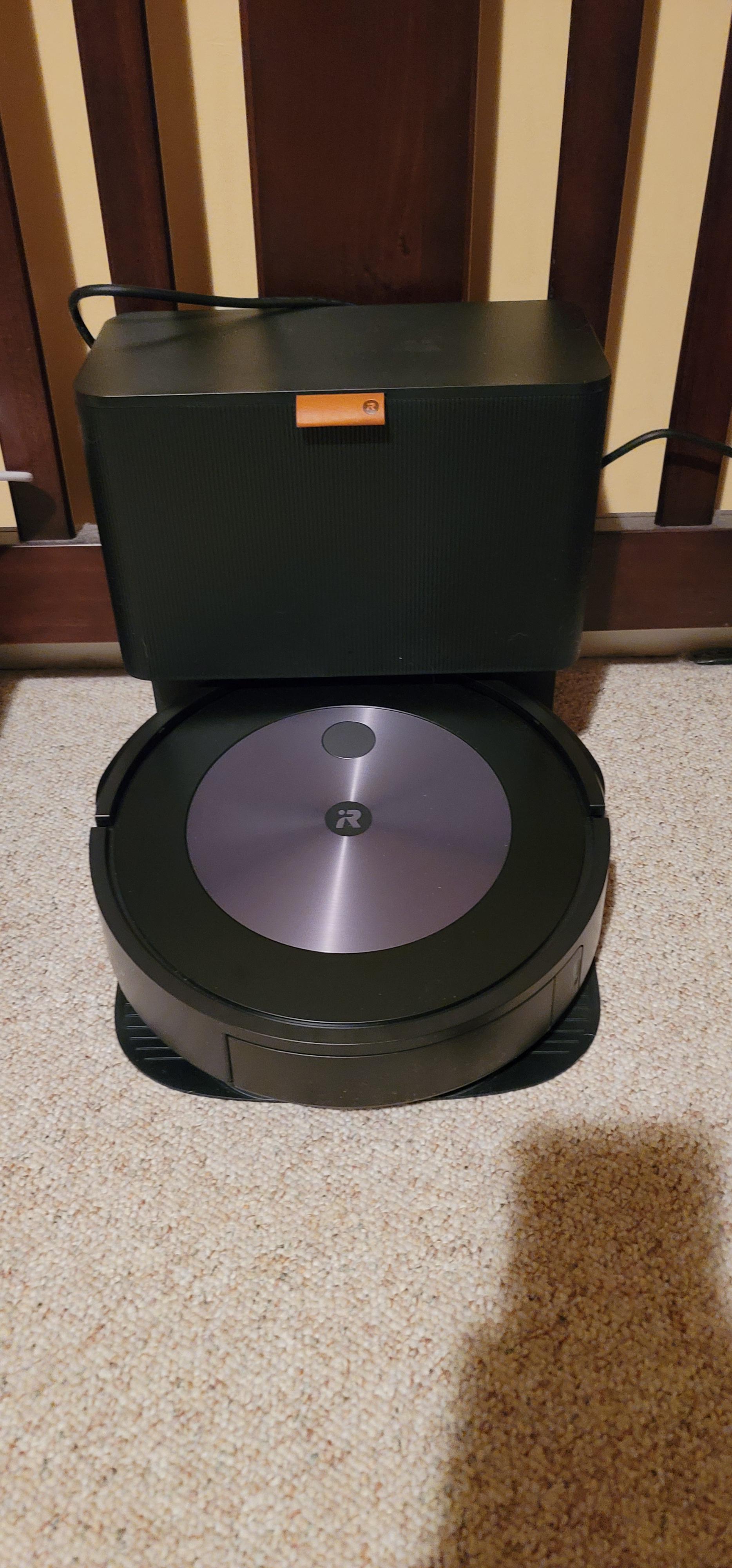 Joined the Roomba club today with my new J7+. Coming from a Neato D6 I