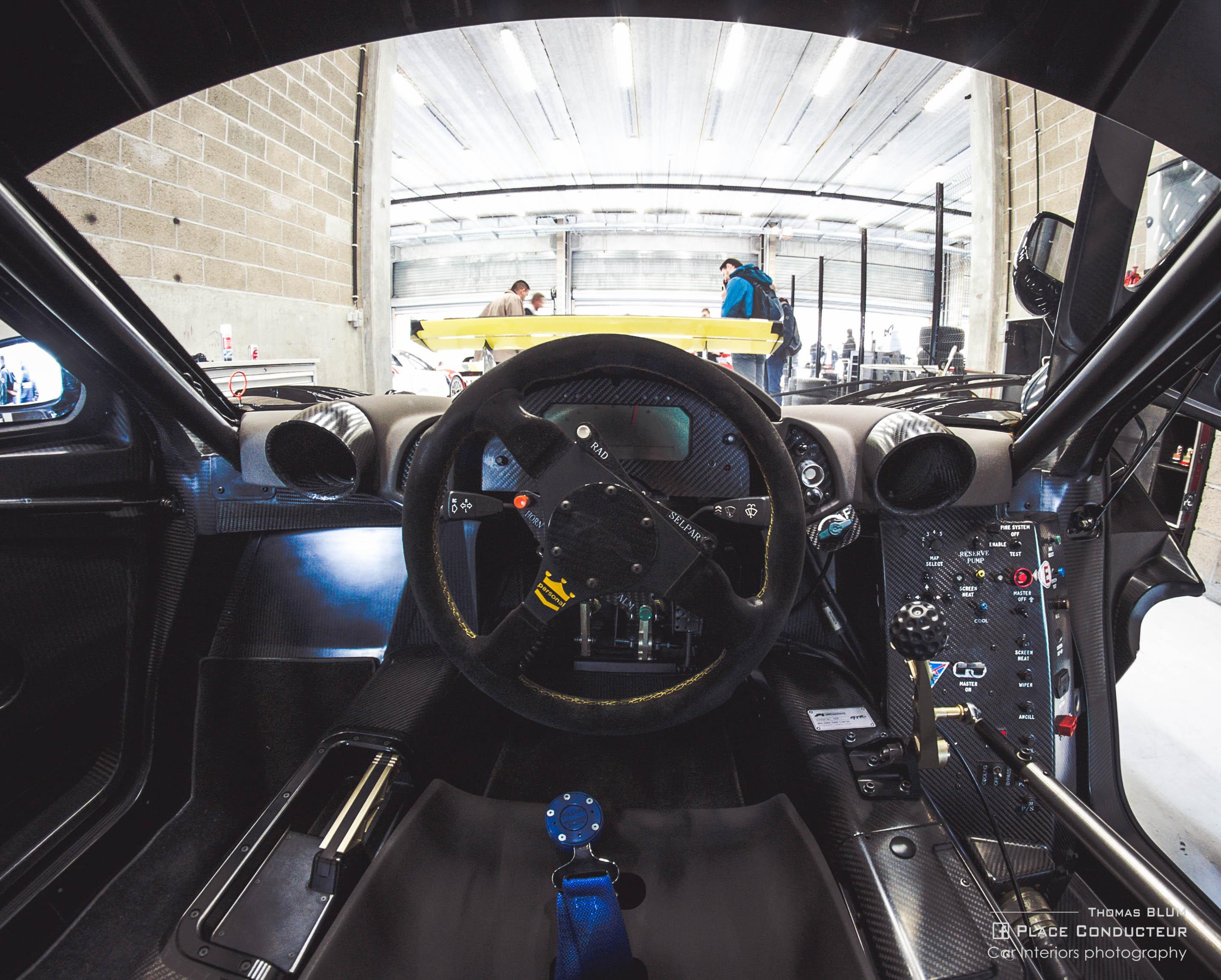 McLaren F1 GTR Long Tail Cockpit [2869*2303][OC] The best designs