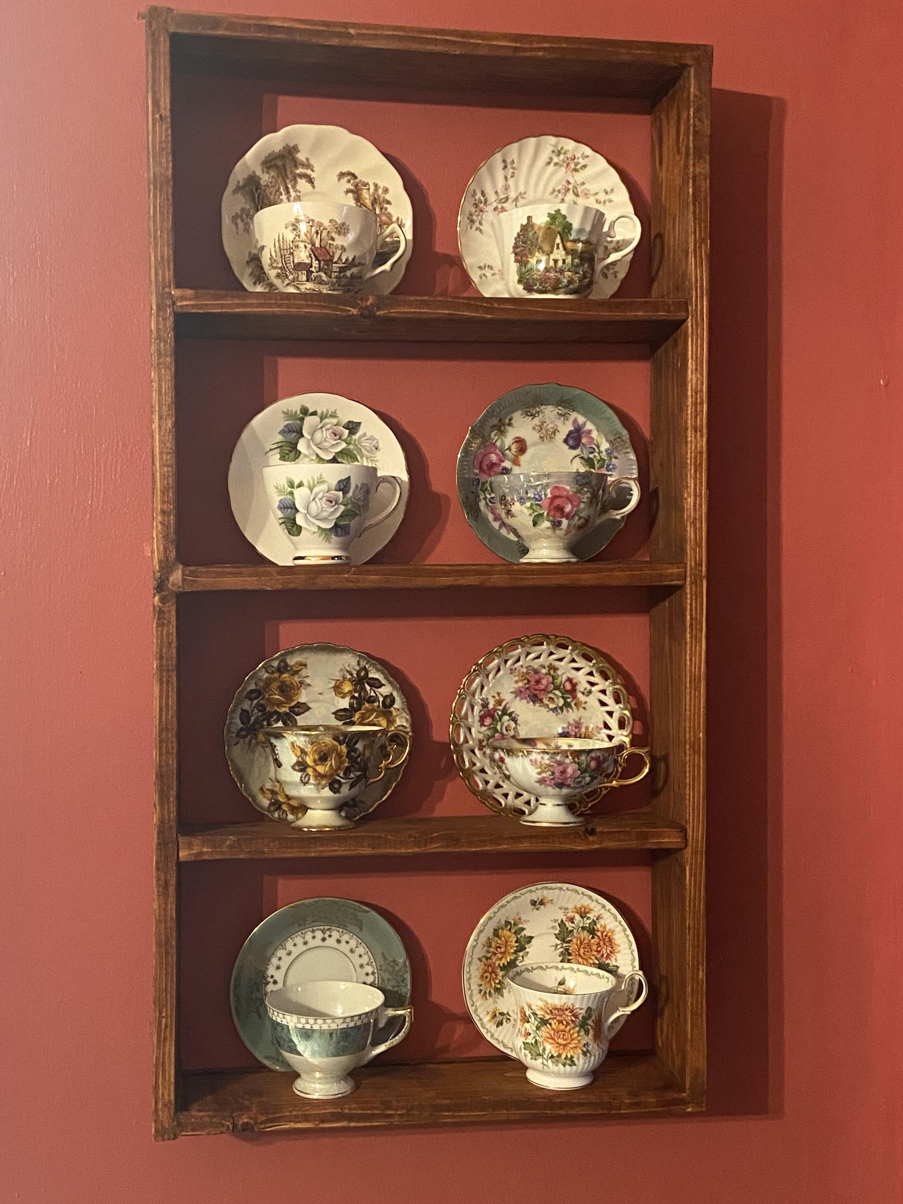 Cup and Saucer Shelf r/BeginnerWoodWorking
