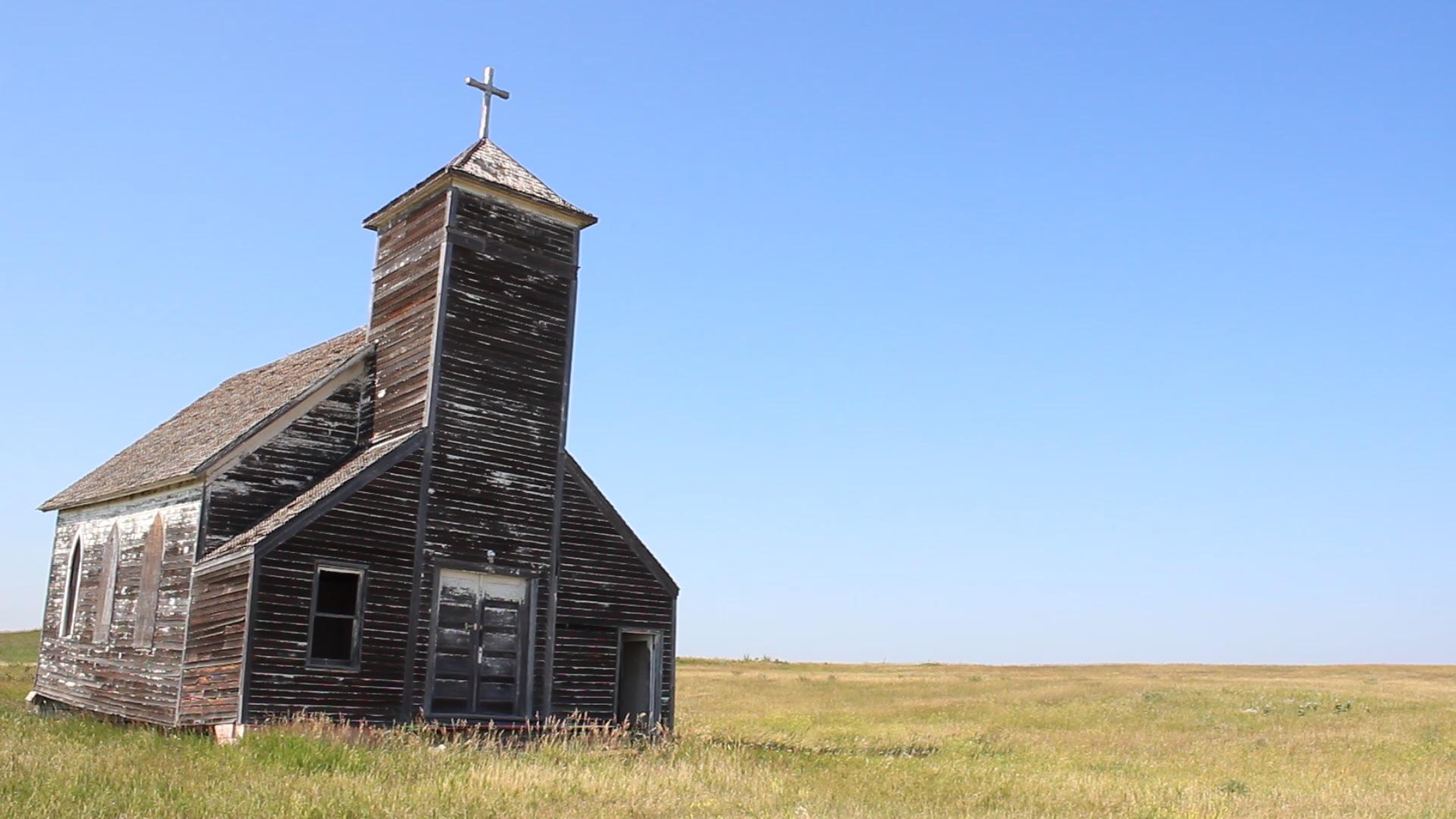 Ghost town church Arena, North Dakota [1920 x 1080][OC] r/AbandonedPorn