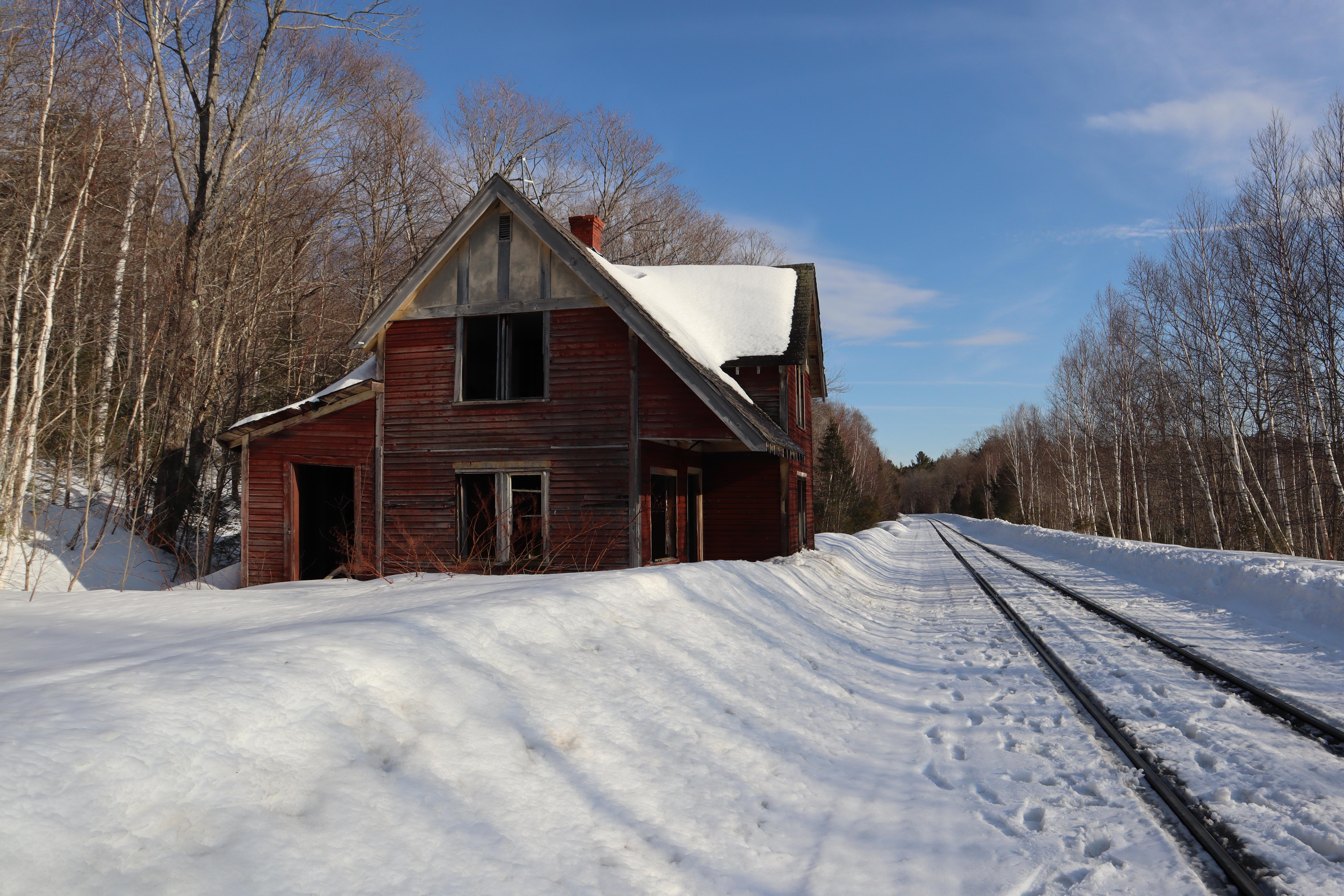 Abandoned foreman's house in the mountains of Maine. Porn is abandoned