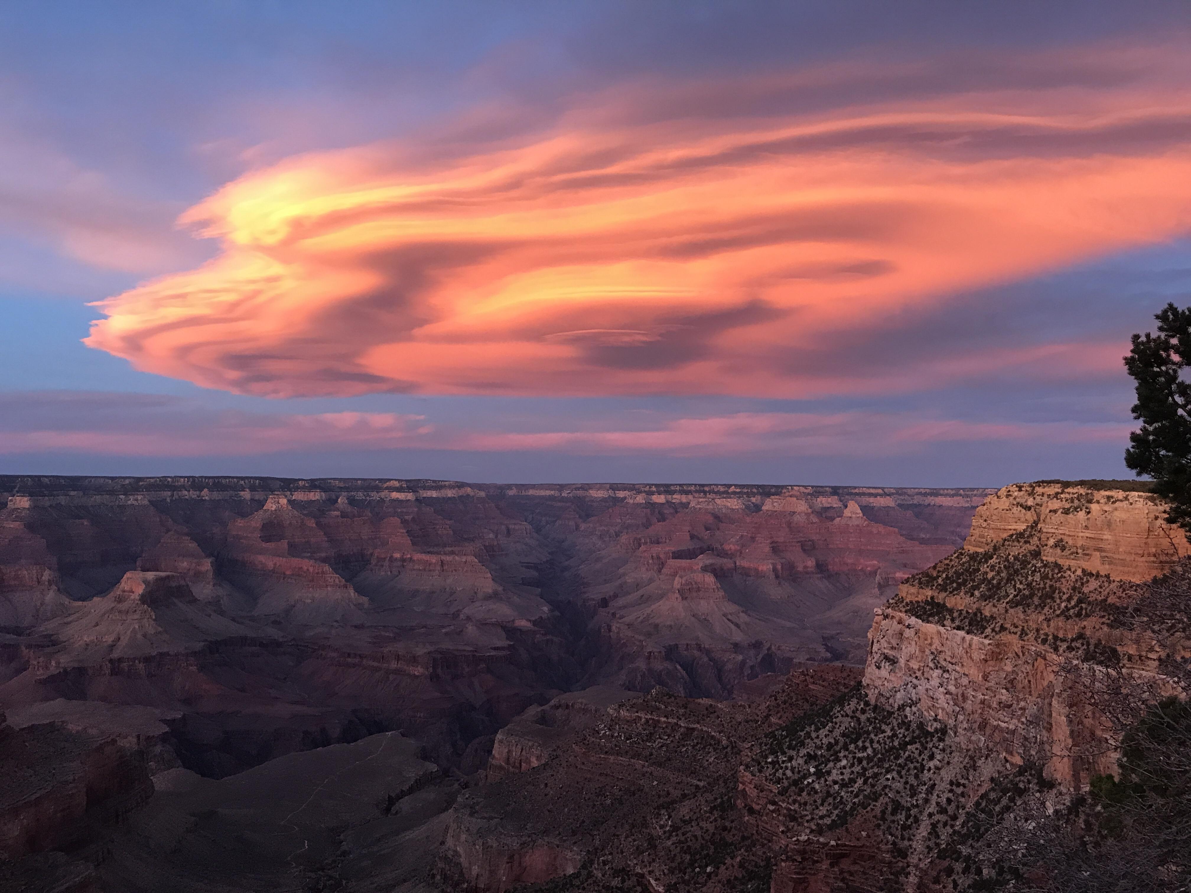 South Rim, Grand Canyon Sunset [1334x750] [OC] r/EarthPorn