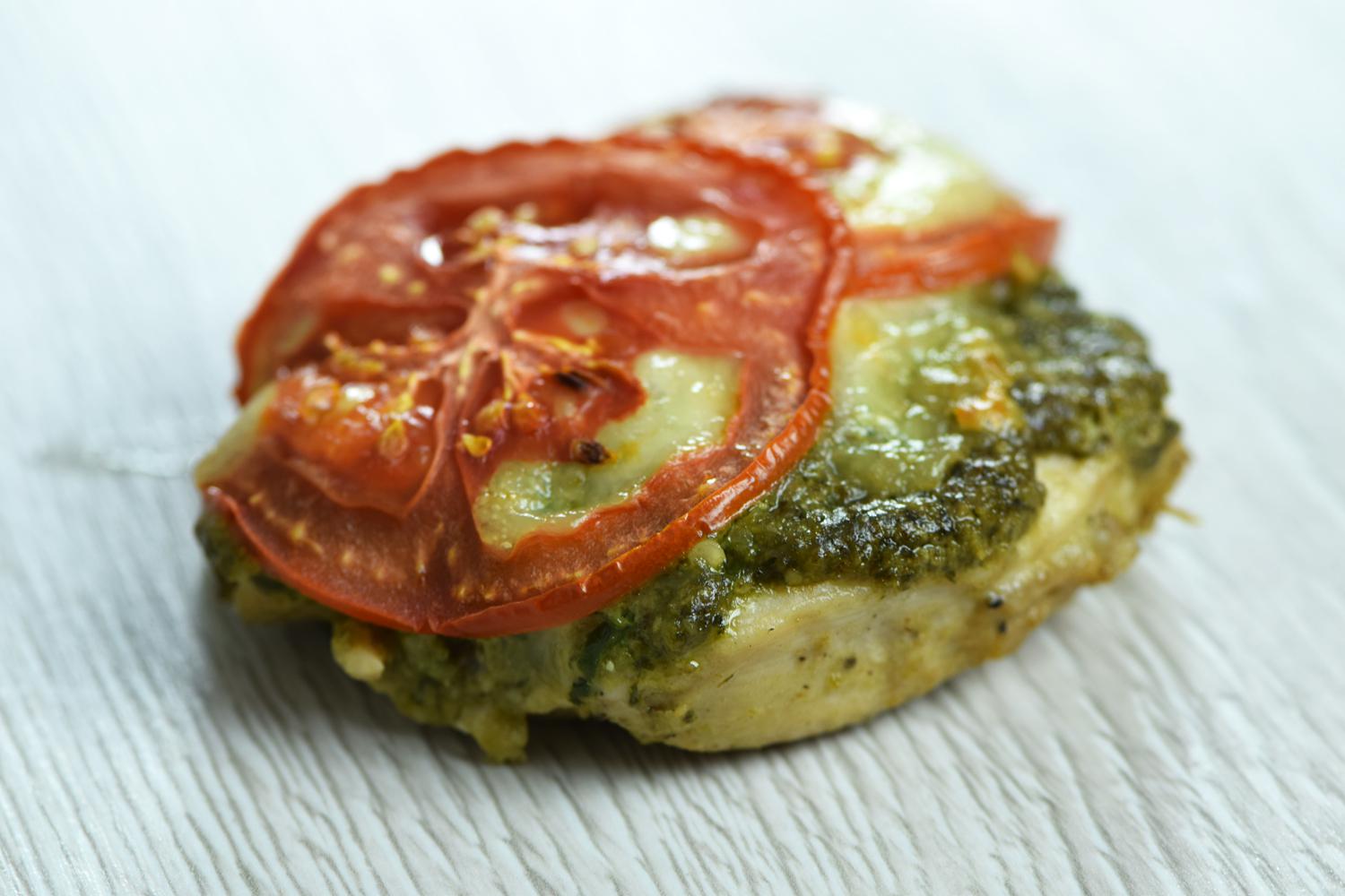 4 ingredient pesto Chicken Breast (baked in the oven) r/ketorecipes