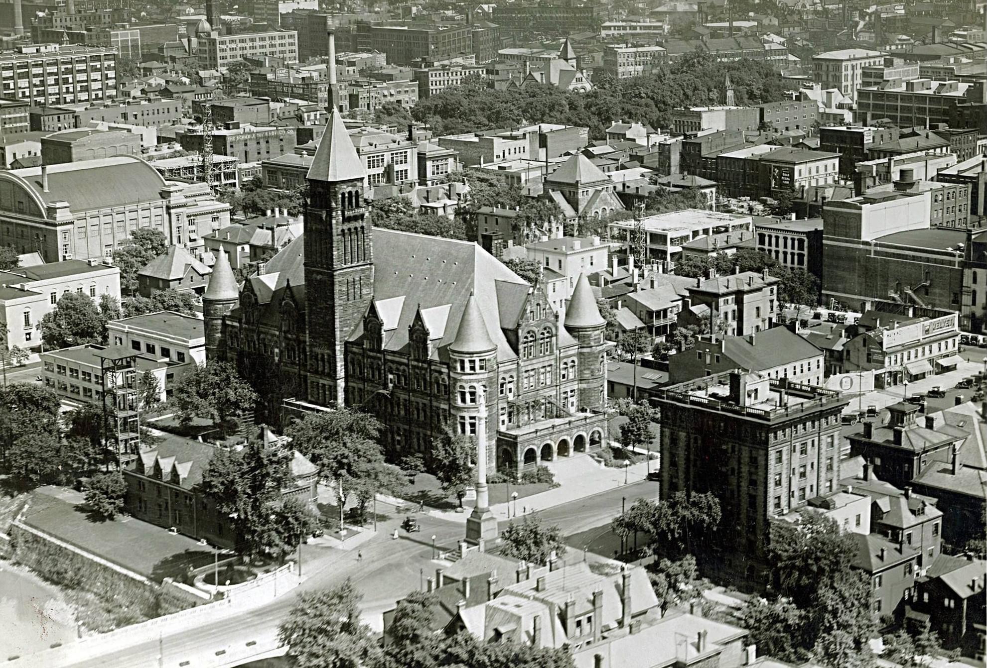 Steele High School, Dayton, Ohio. Built in 1894, Demolished for a