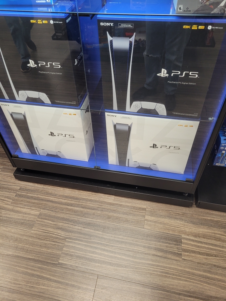 Found some ps5's at a gamestop. Too bad I can't buy one right now. r