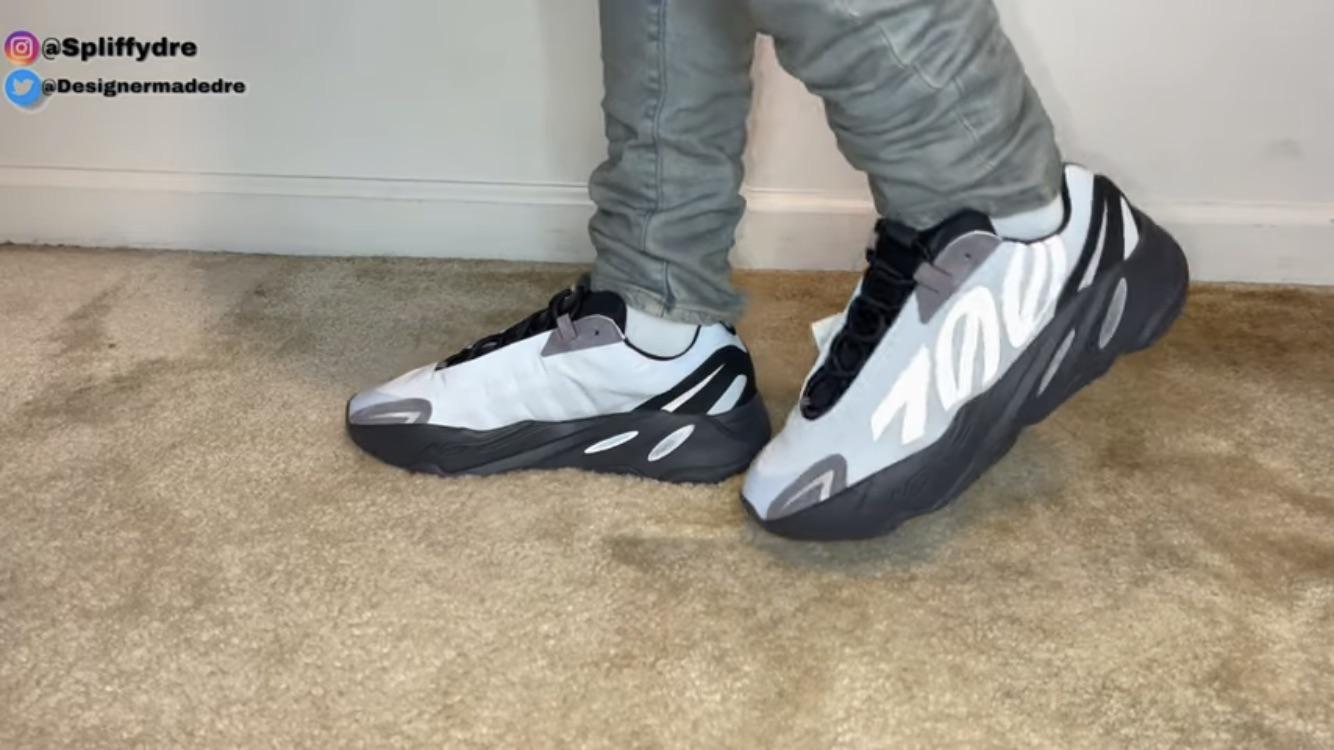 Do you go up a half size on yeezys ? r/Sneakers