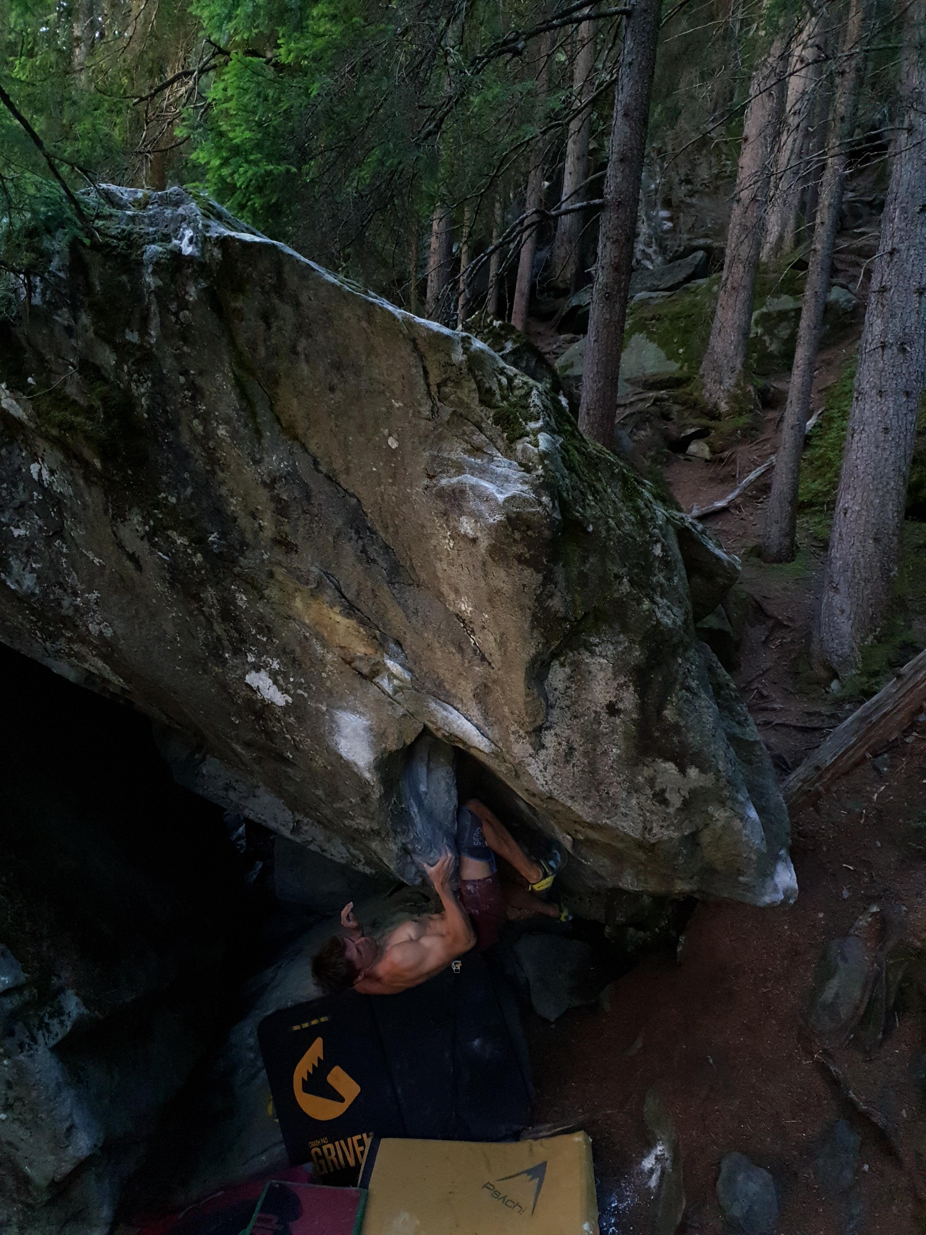 Knee Bar Goodness on 'Chiquita' (7A) in Magic Wood r/bouldering