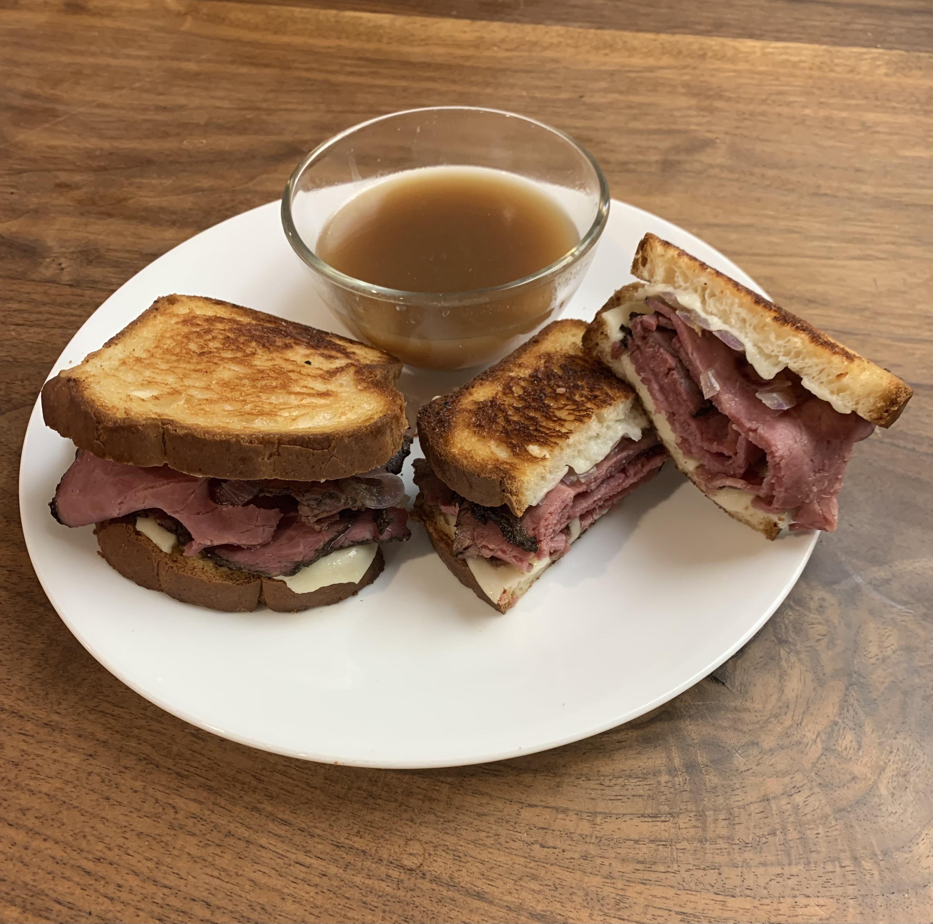Roast Beef Au Ju Sandwich r/Sandwiches