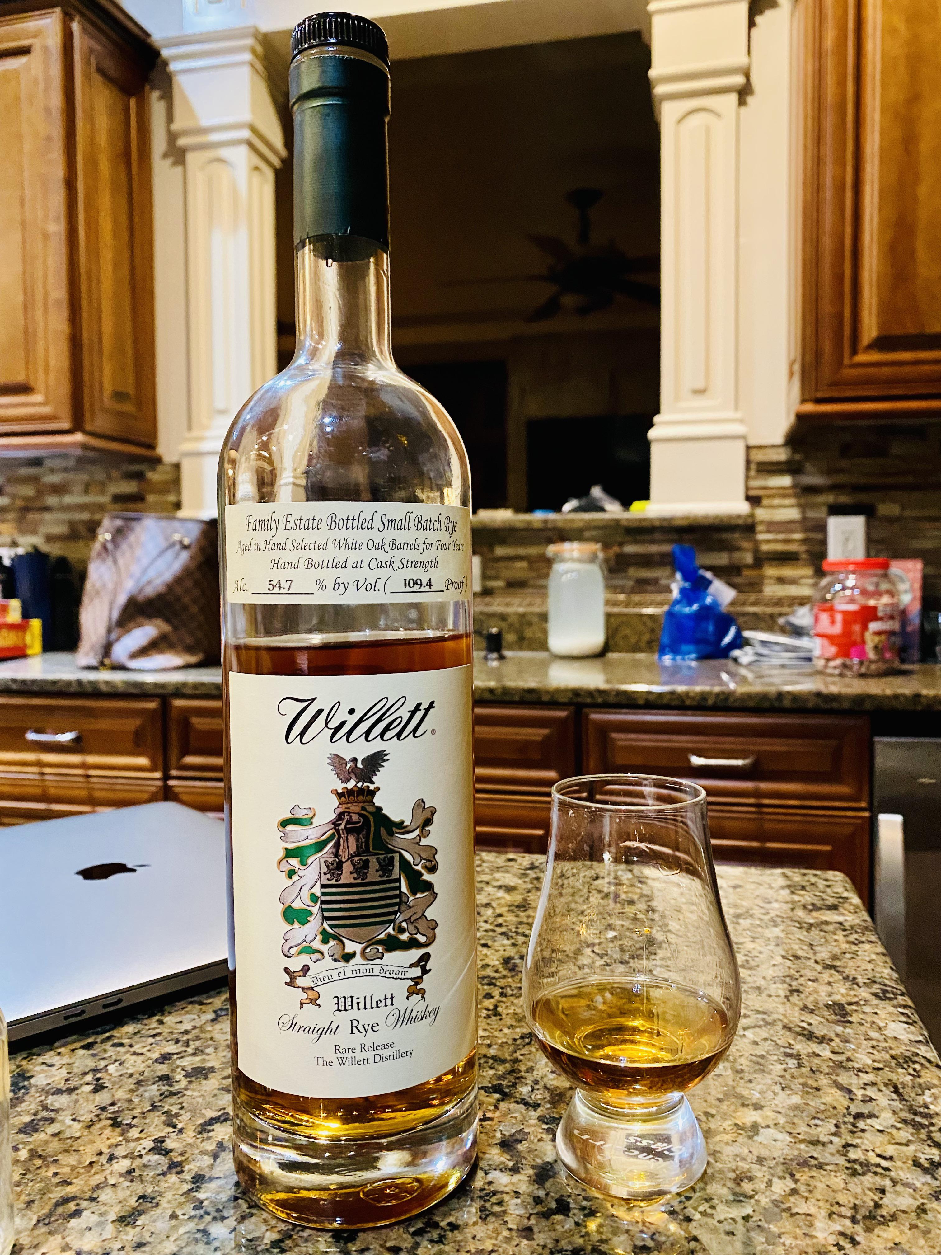 Willett 4 Year Rye r/bourbon