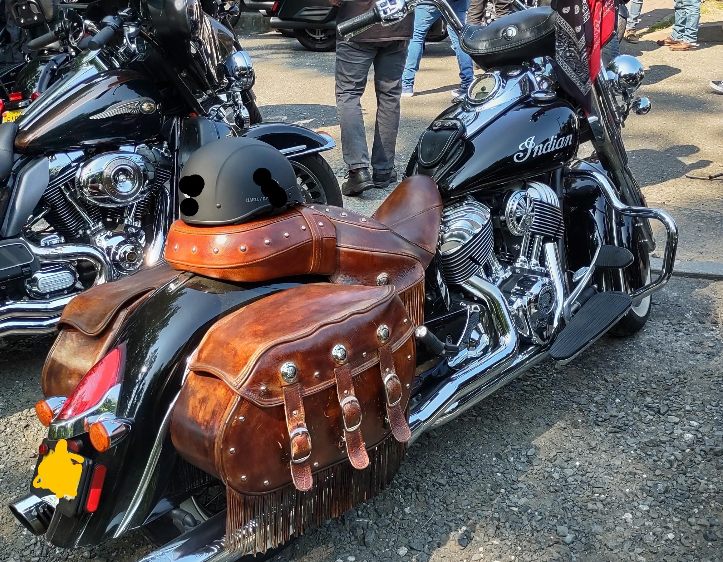 Beautiful leather. r/IndianMotorcycle