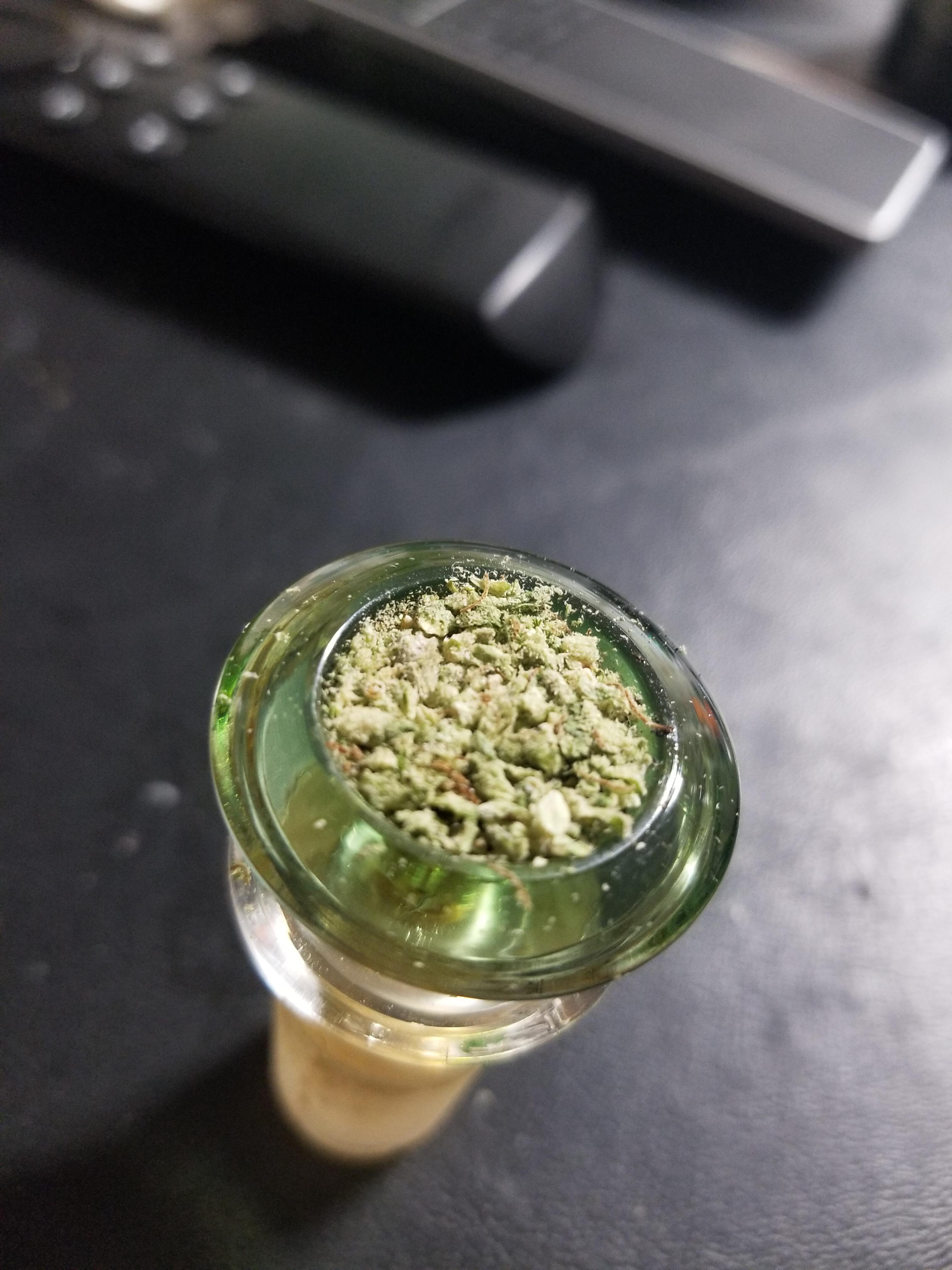 Snagged a couple extra bowls for the bongs and I love these personal