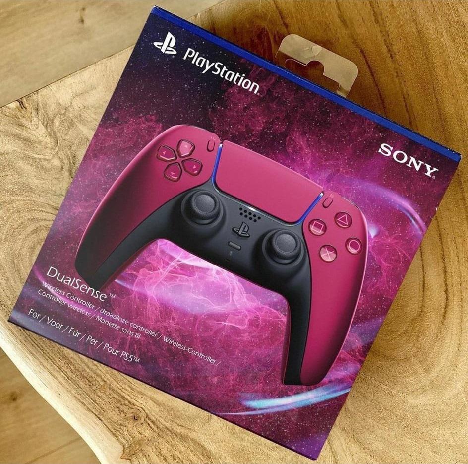 PlayStation 5 DualSense Cosmic Red r/playstation5