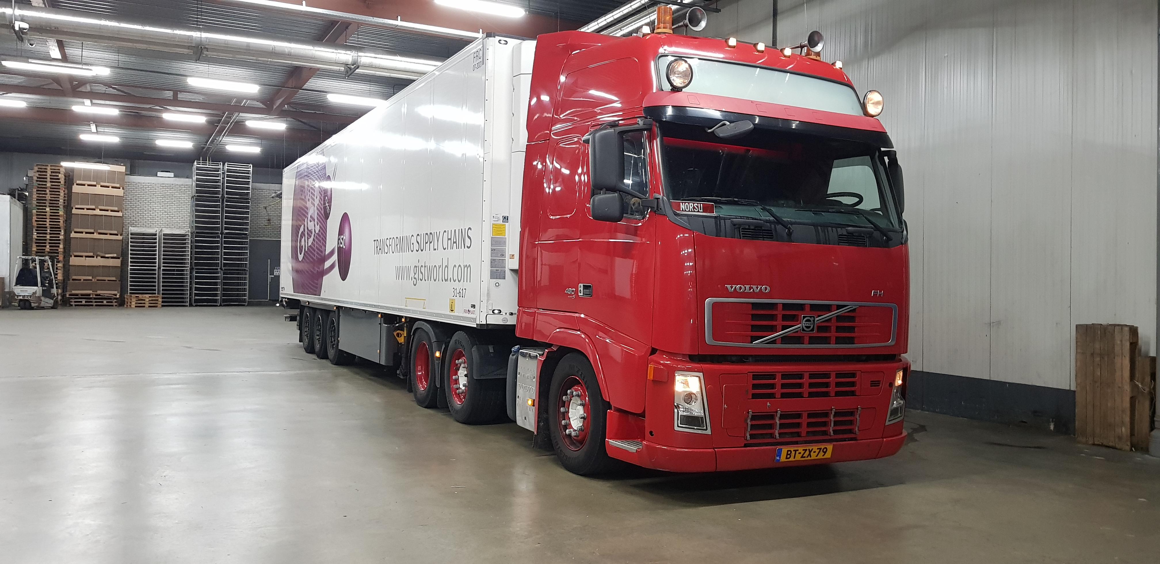 Just a little european truck! r/Truckers