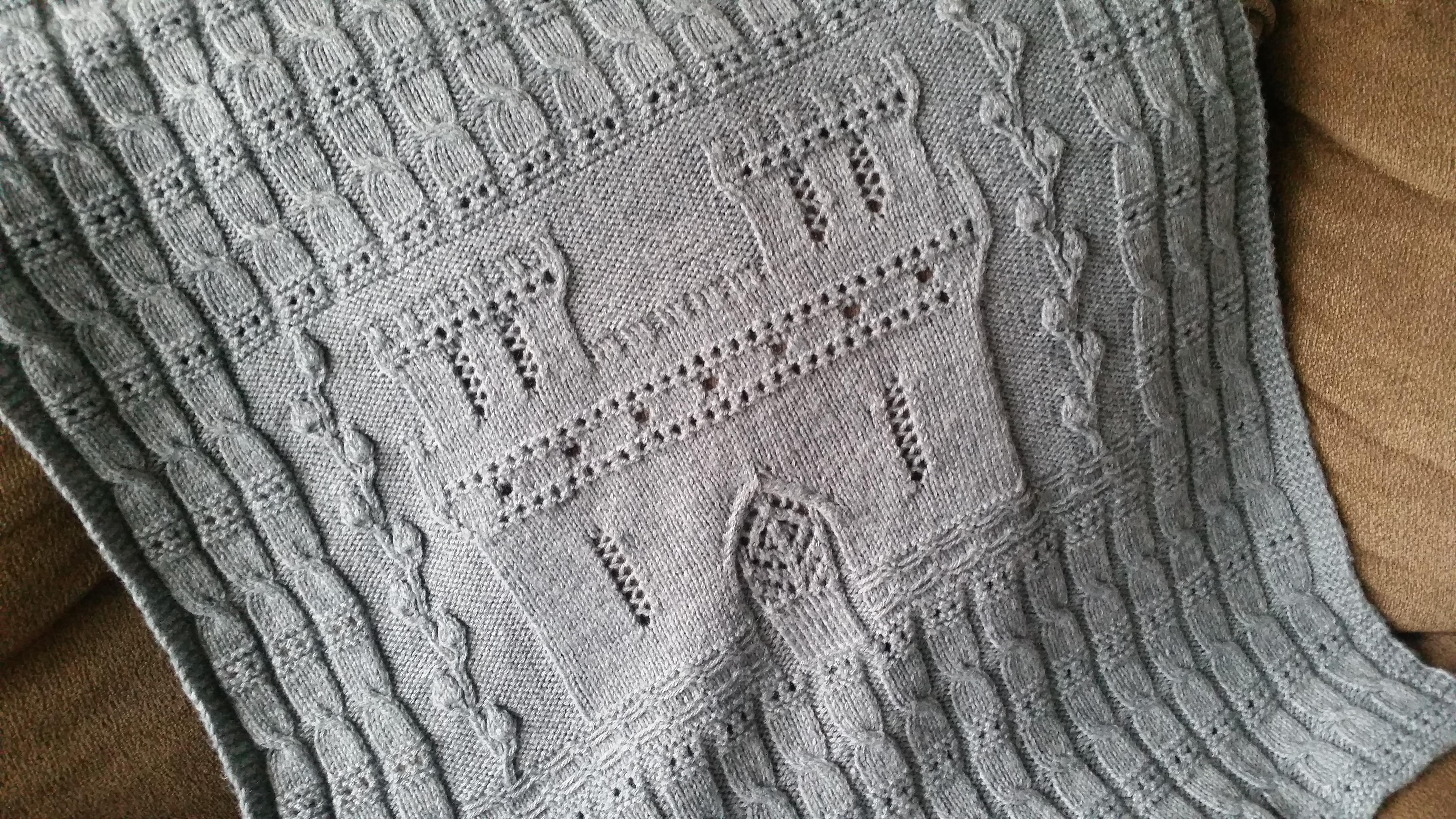 [FO] Sleeping Baby's Castle Blanket because the son of architects