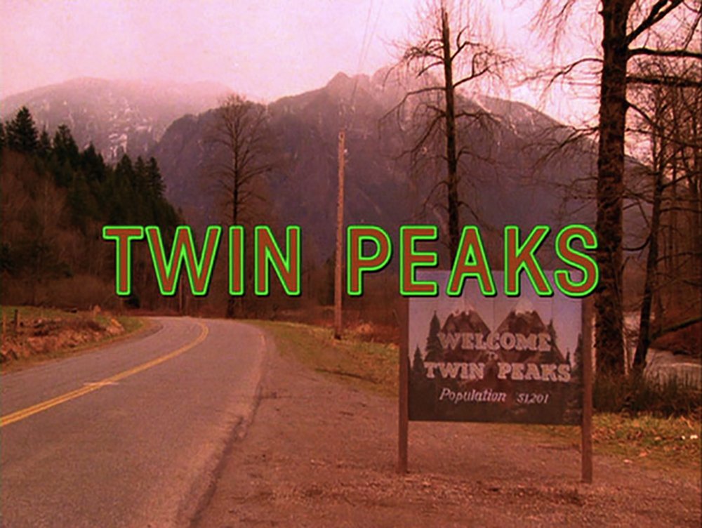 [Original Run] The first episode of Twin Peaks aired 28 years ago today