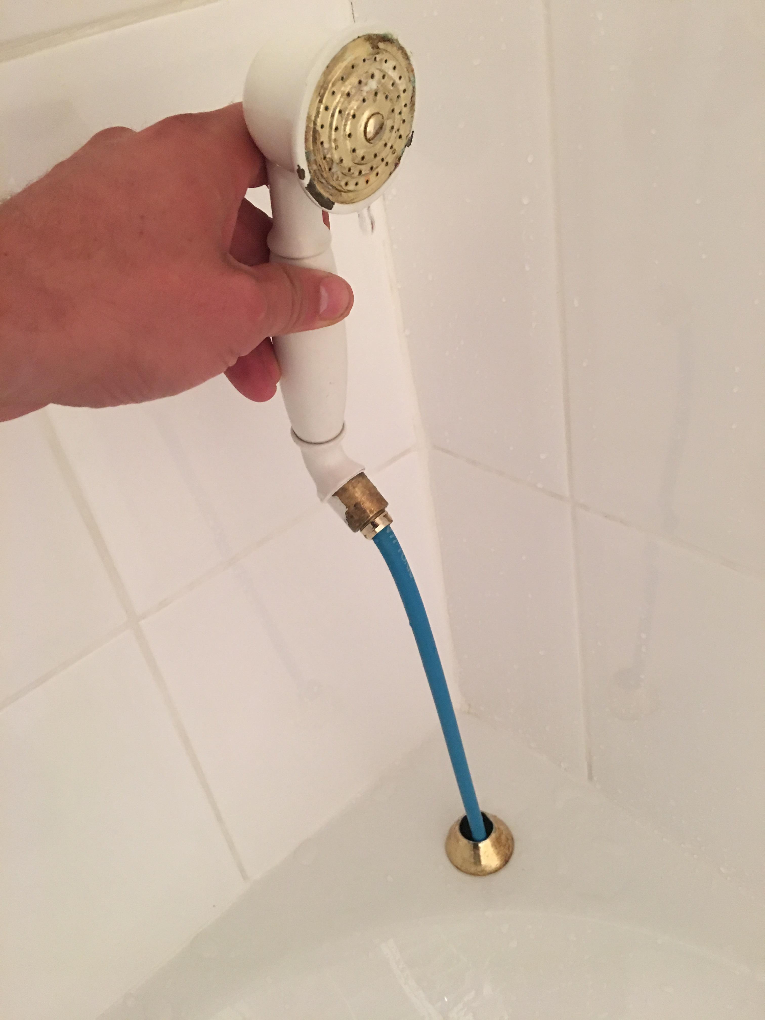 Need help with this handheld shower head r/Plumbing