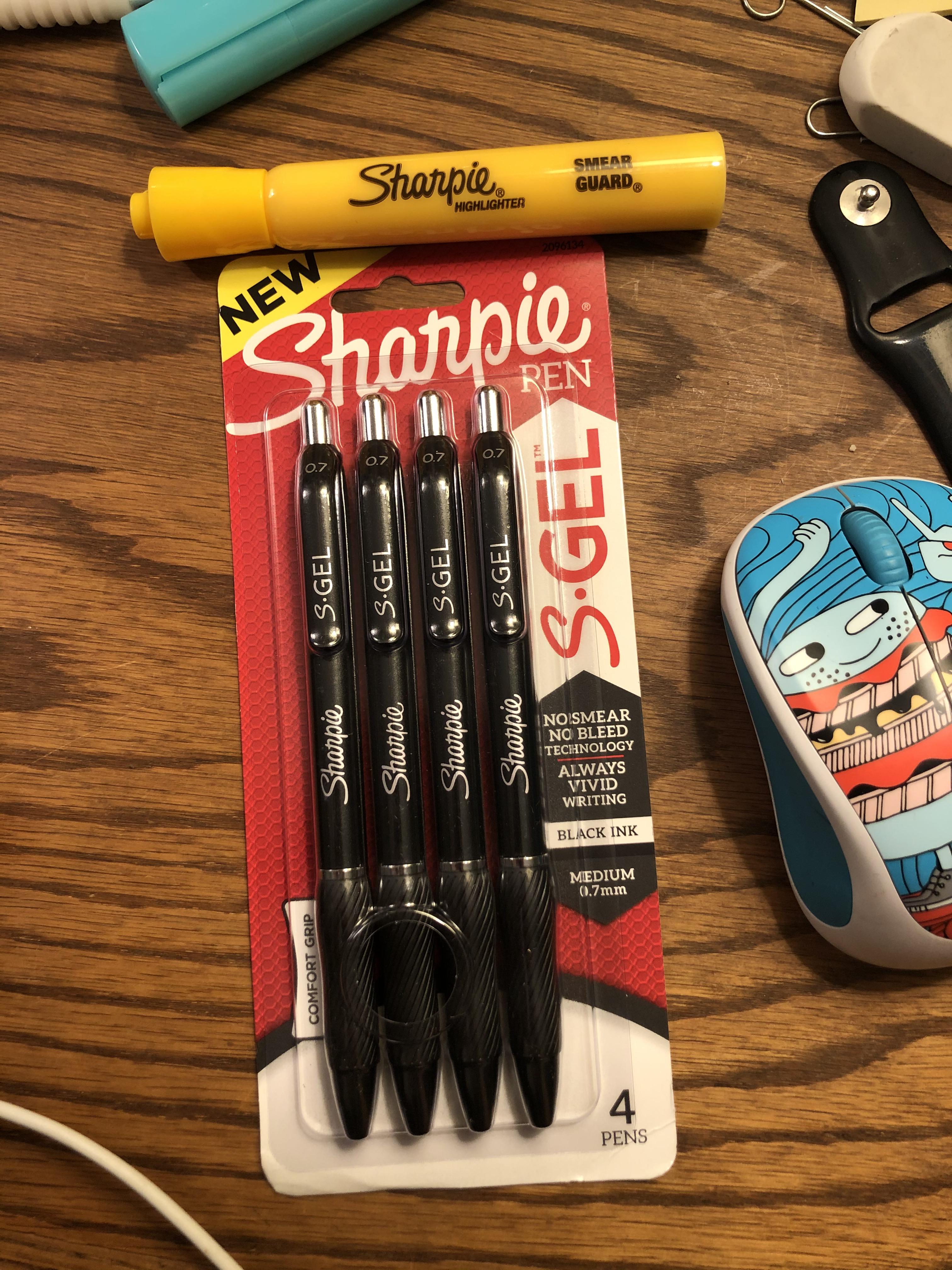 Trying out these new sharpie SGEL pens... let’s see... r/stationery