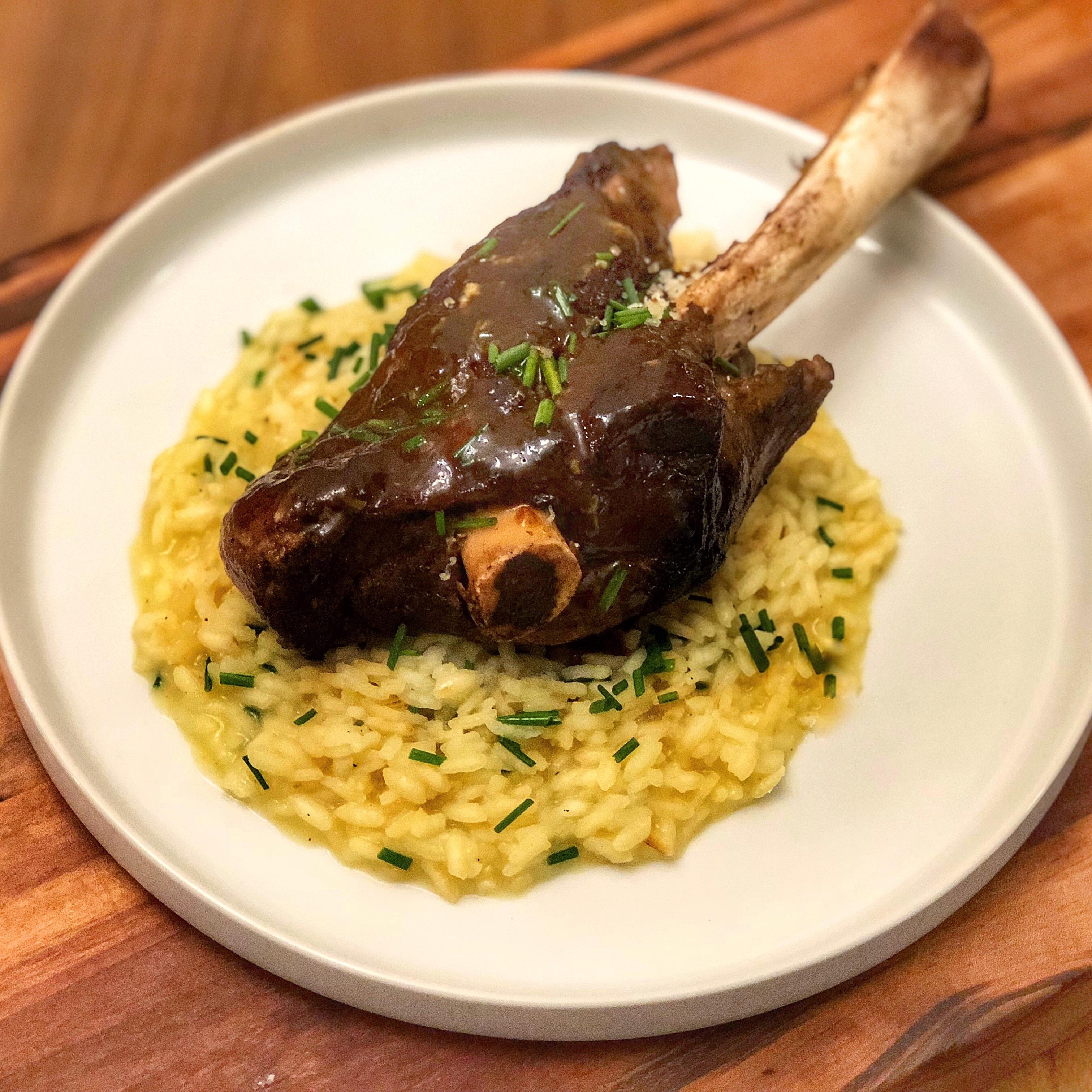 Sous Vide Glazed Lamb Shank with Parmesan Chive Risotto r/sousvide