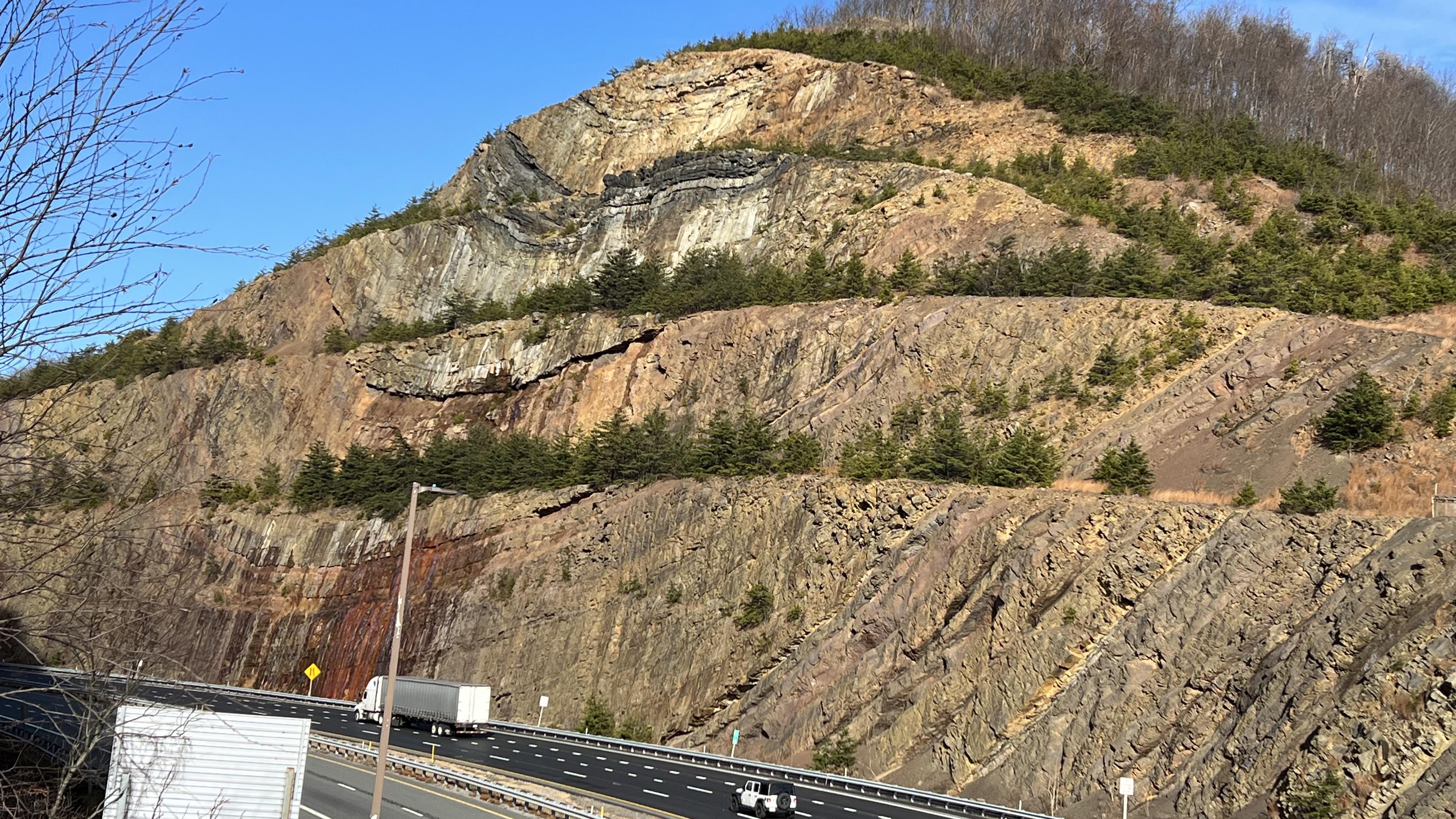 Sideling Hill, MD I70 Road Cut r/geology
