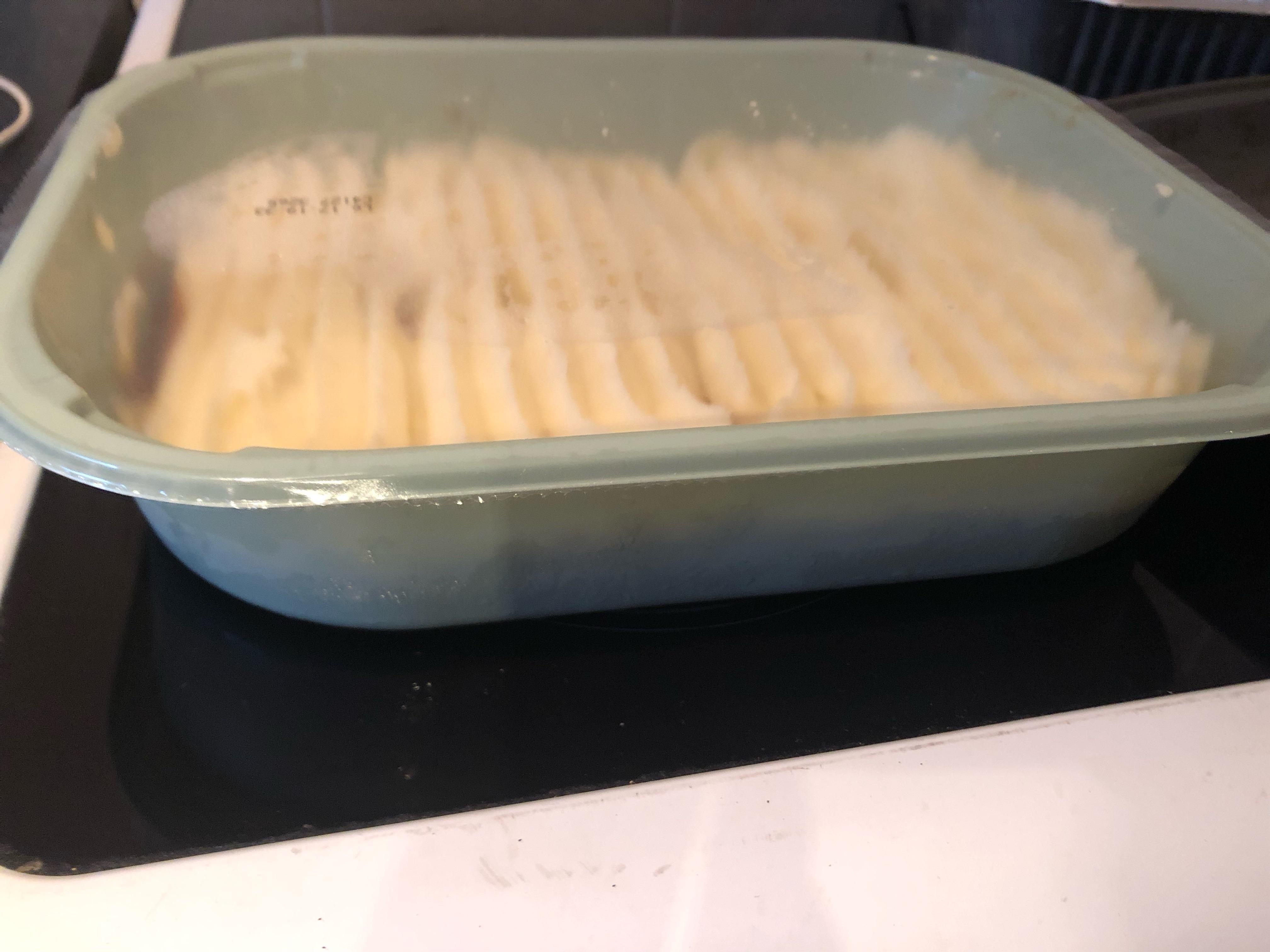 Are these plastic trays oven safe? r/aldi