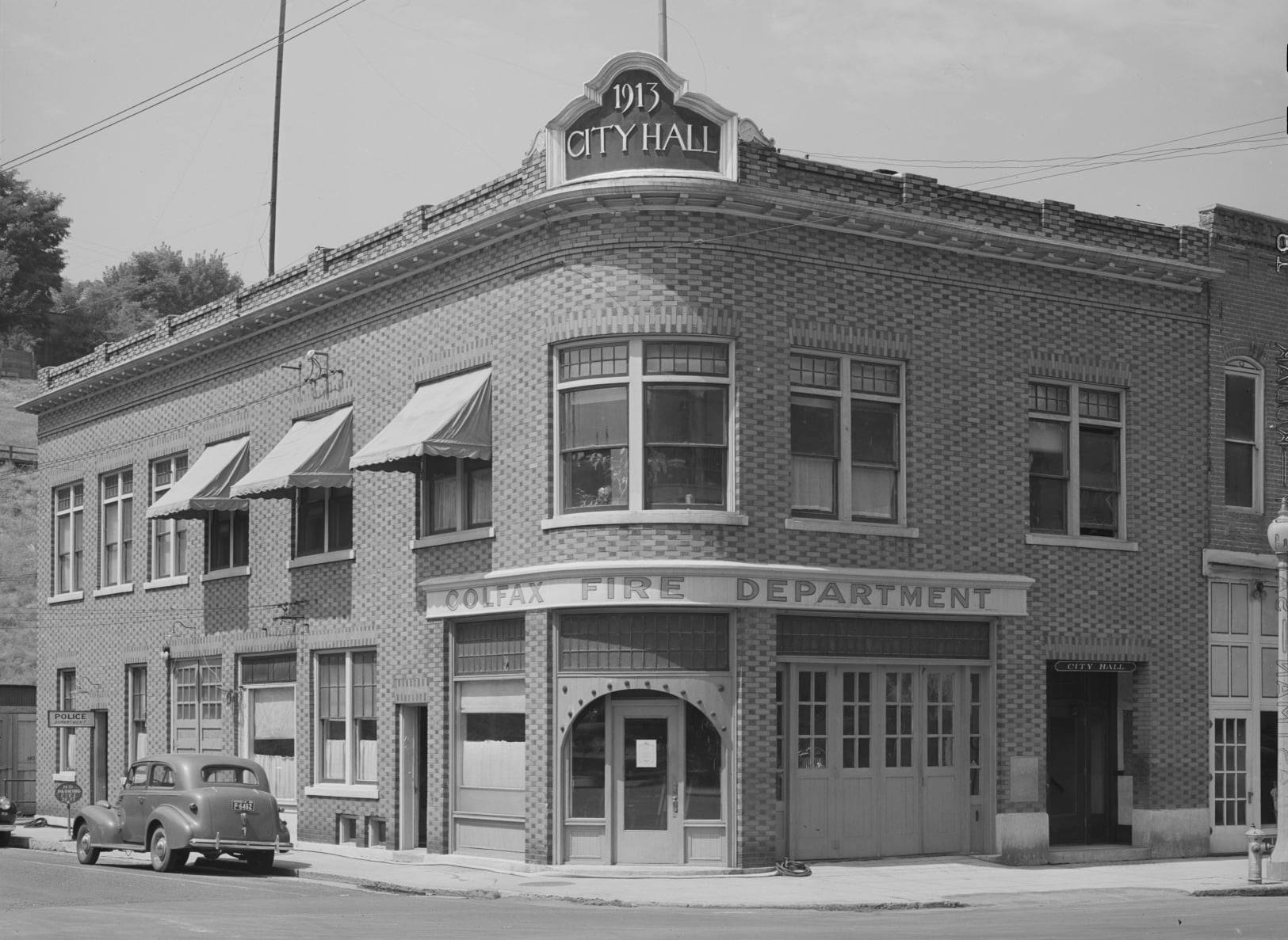 Colfax, Washington. Early 1940's. r/Washington
