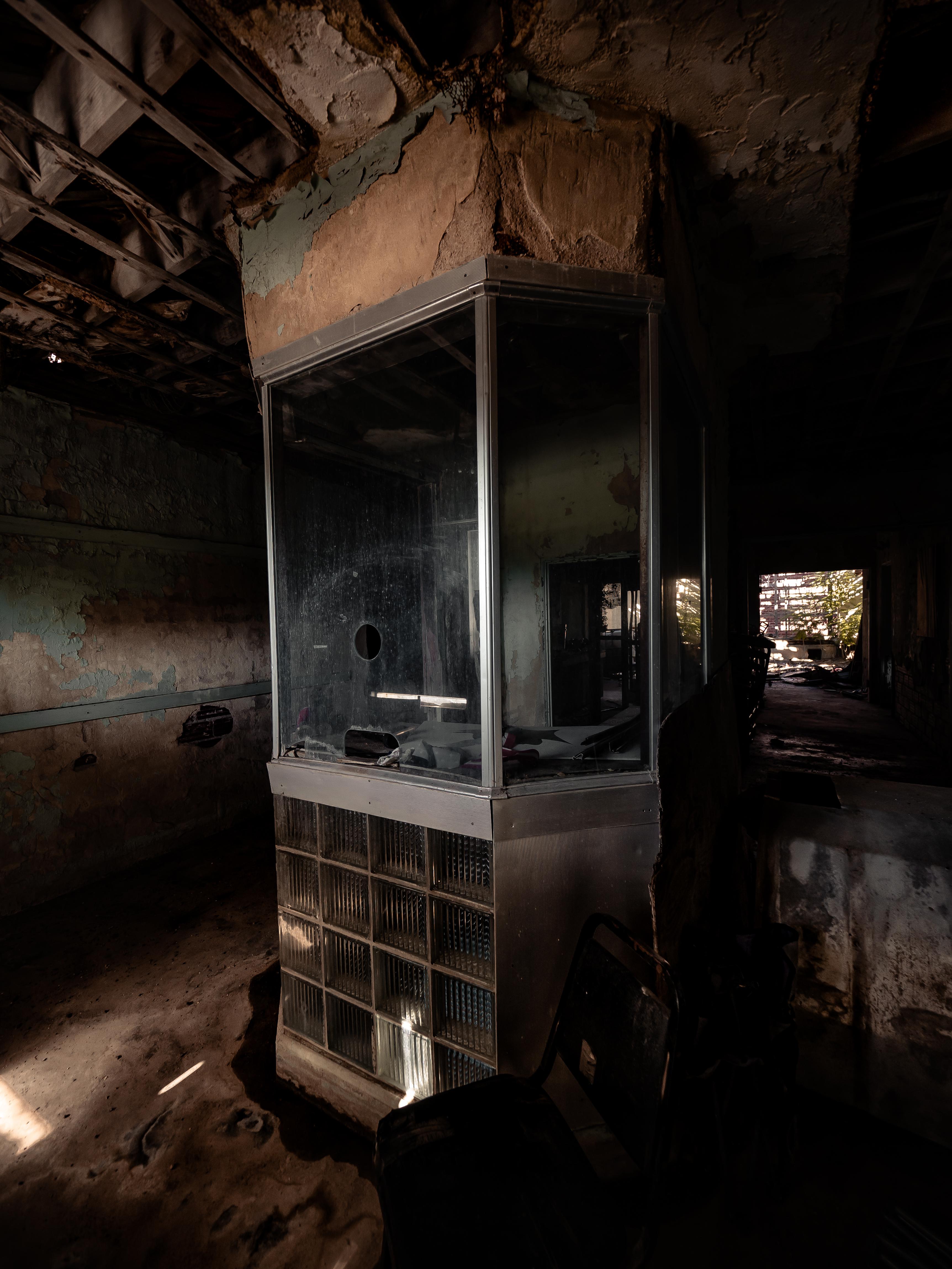 The abandoned Long Theatre in Keyes, Oklahoma r/AbandonedPorn