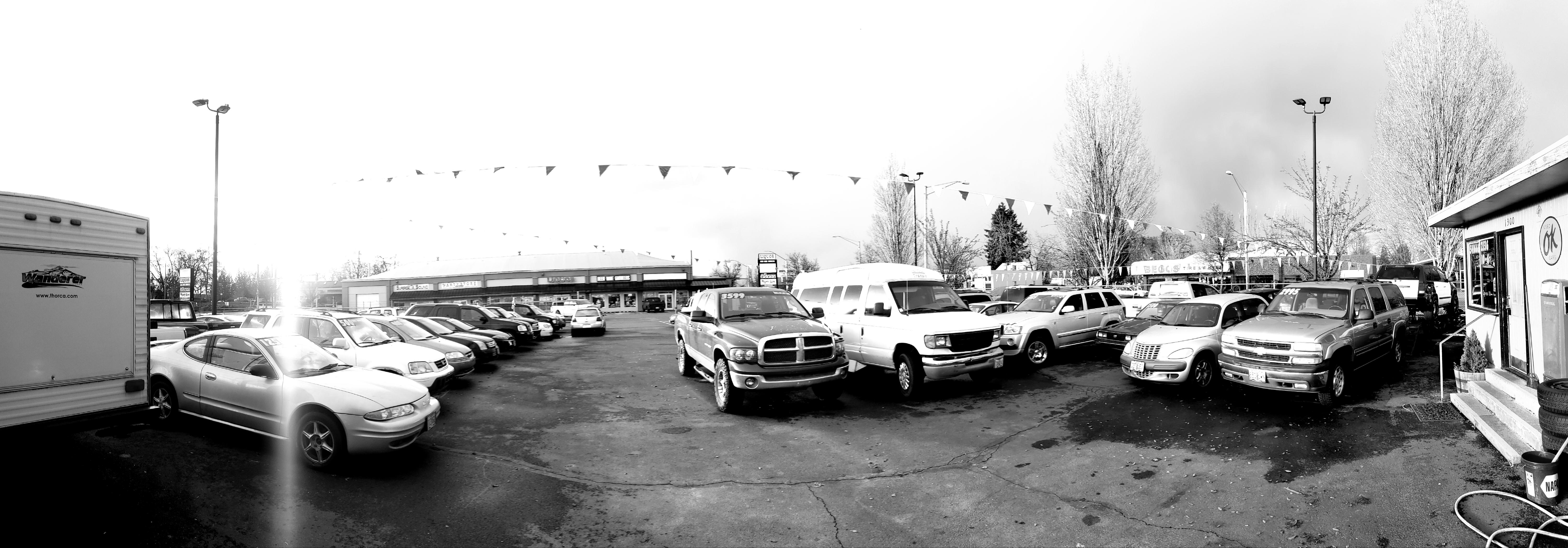Panorama of used car lot turned out better than I expected. Note9 black