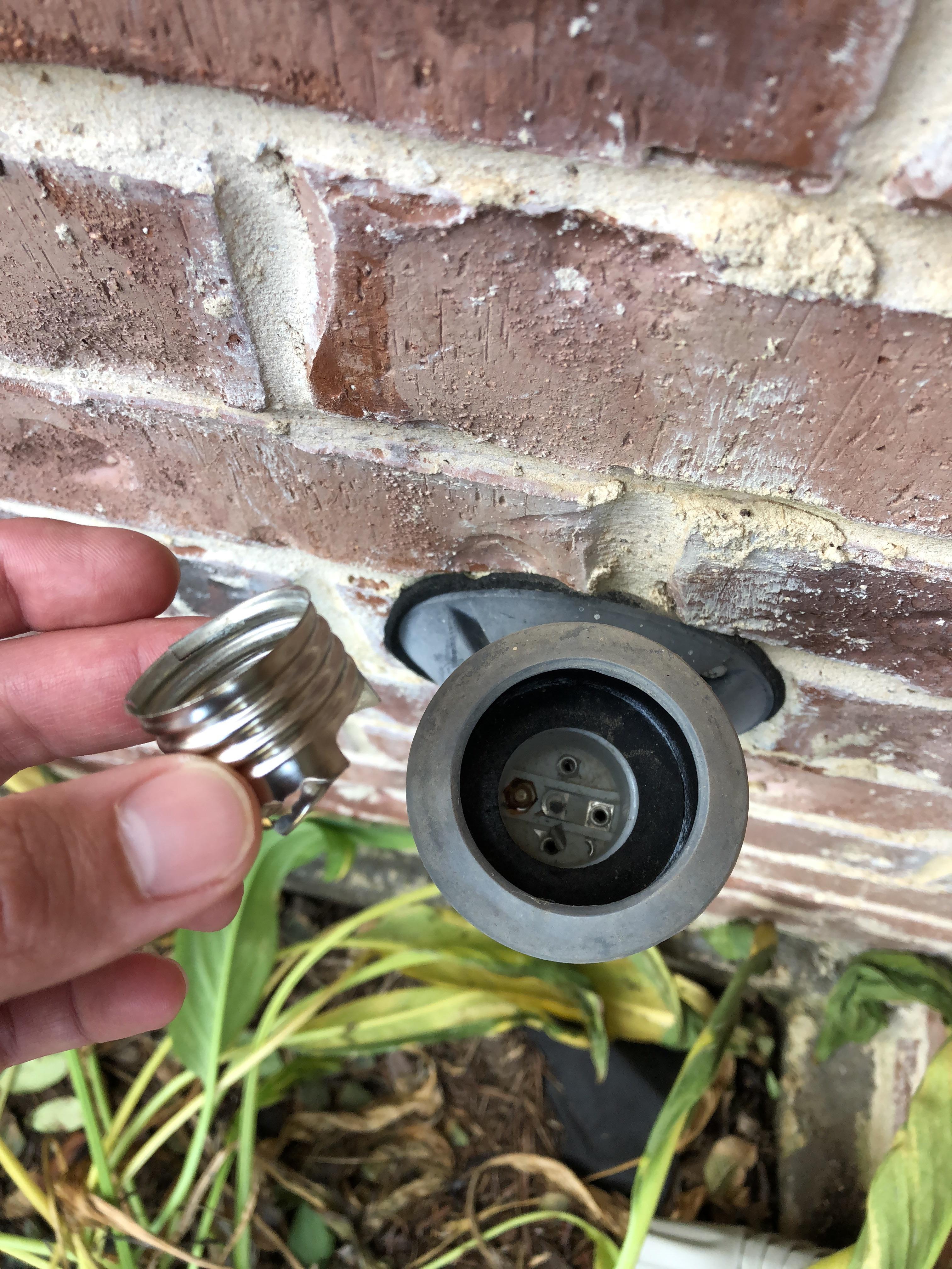Need advice on how to fix bulb base for outdoor light fixture r