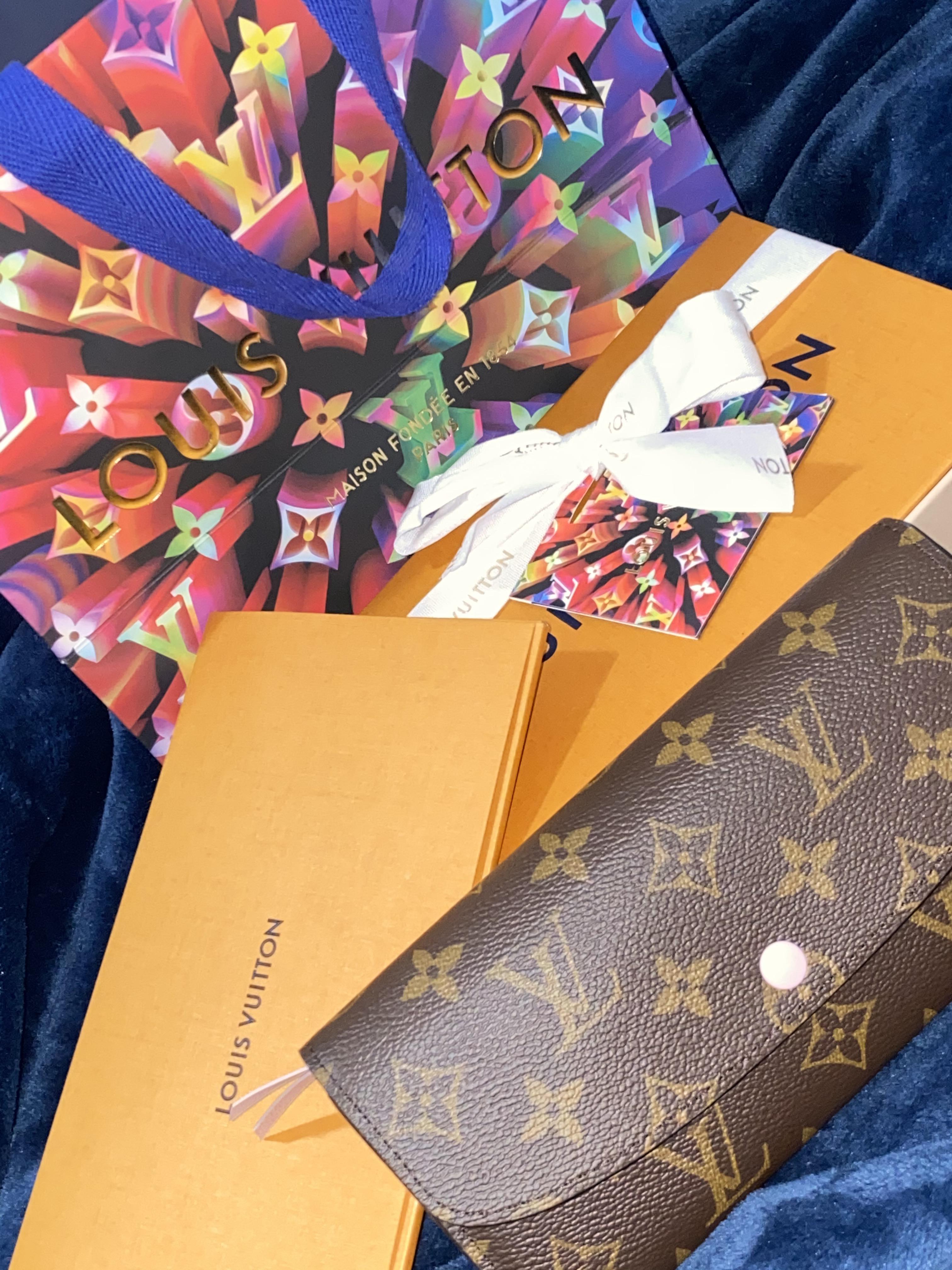 First ever LV purchase. Merry Christmas to me! 🤎 r/Louisvuitton