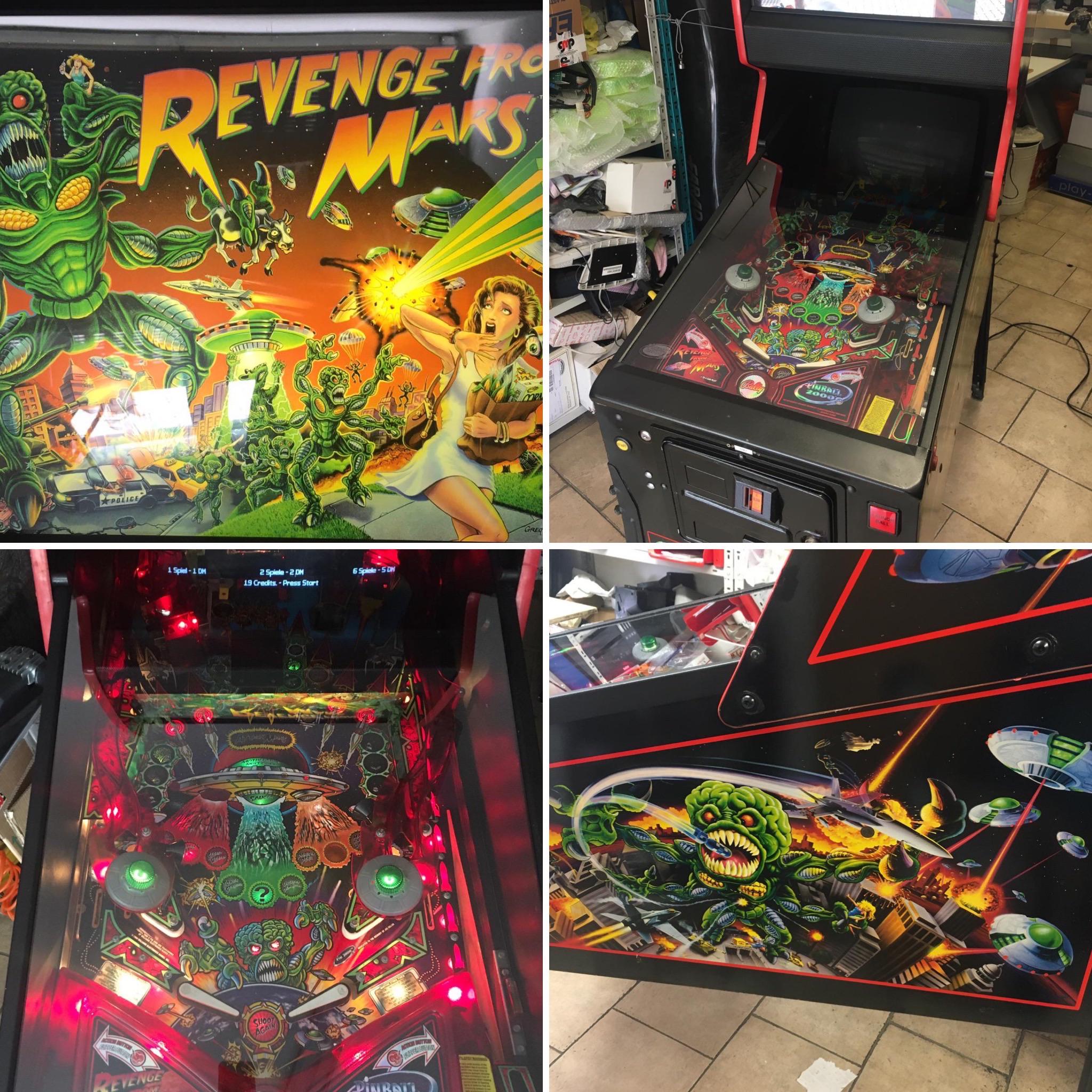 Just wanted to share my Revenge From Mars pinball machine : r/pinball