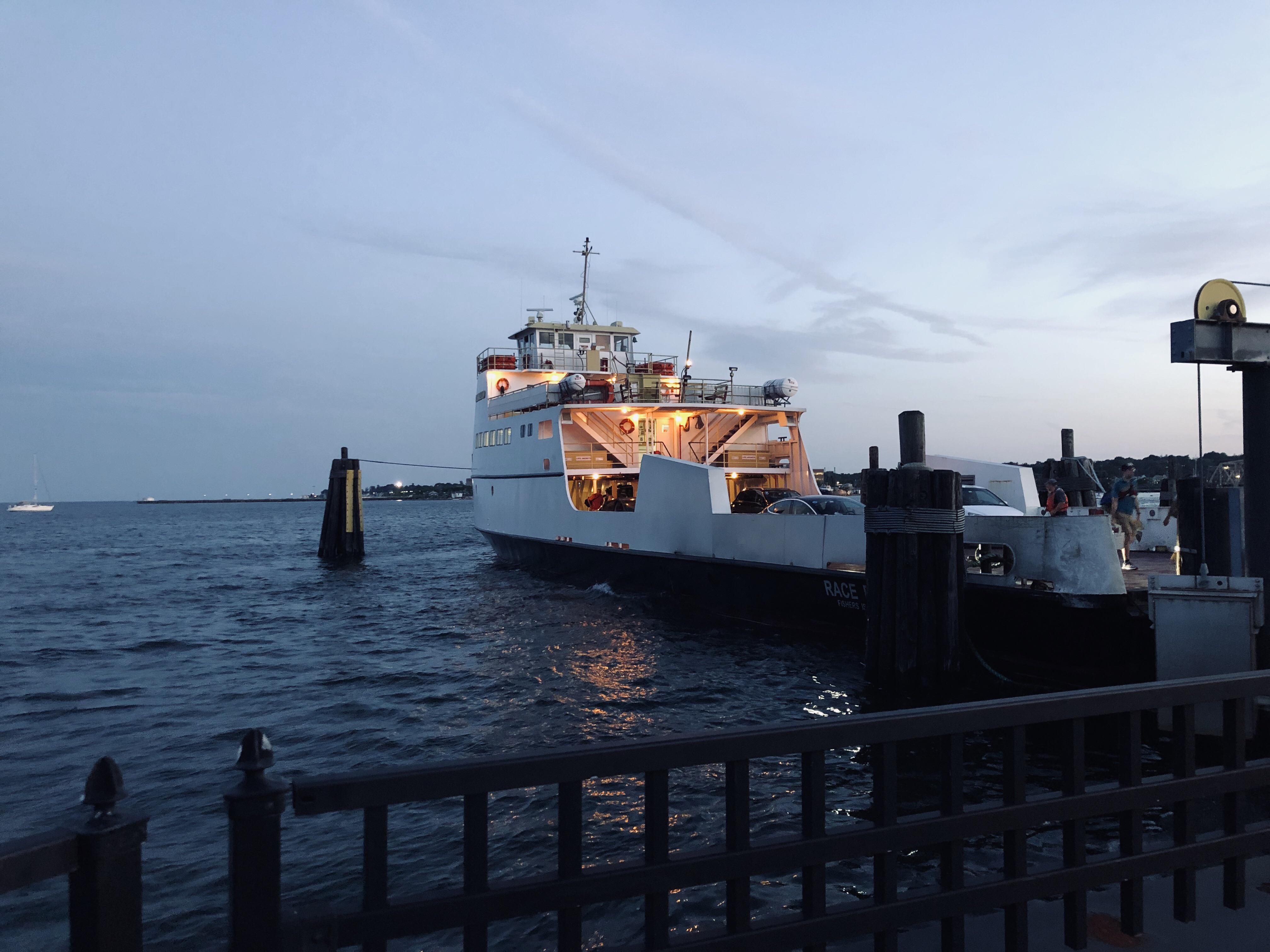 Fishers Island Ferry Arriving back in New London. r/Connecticut