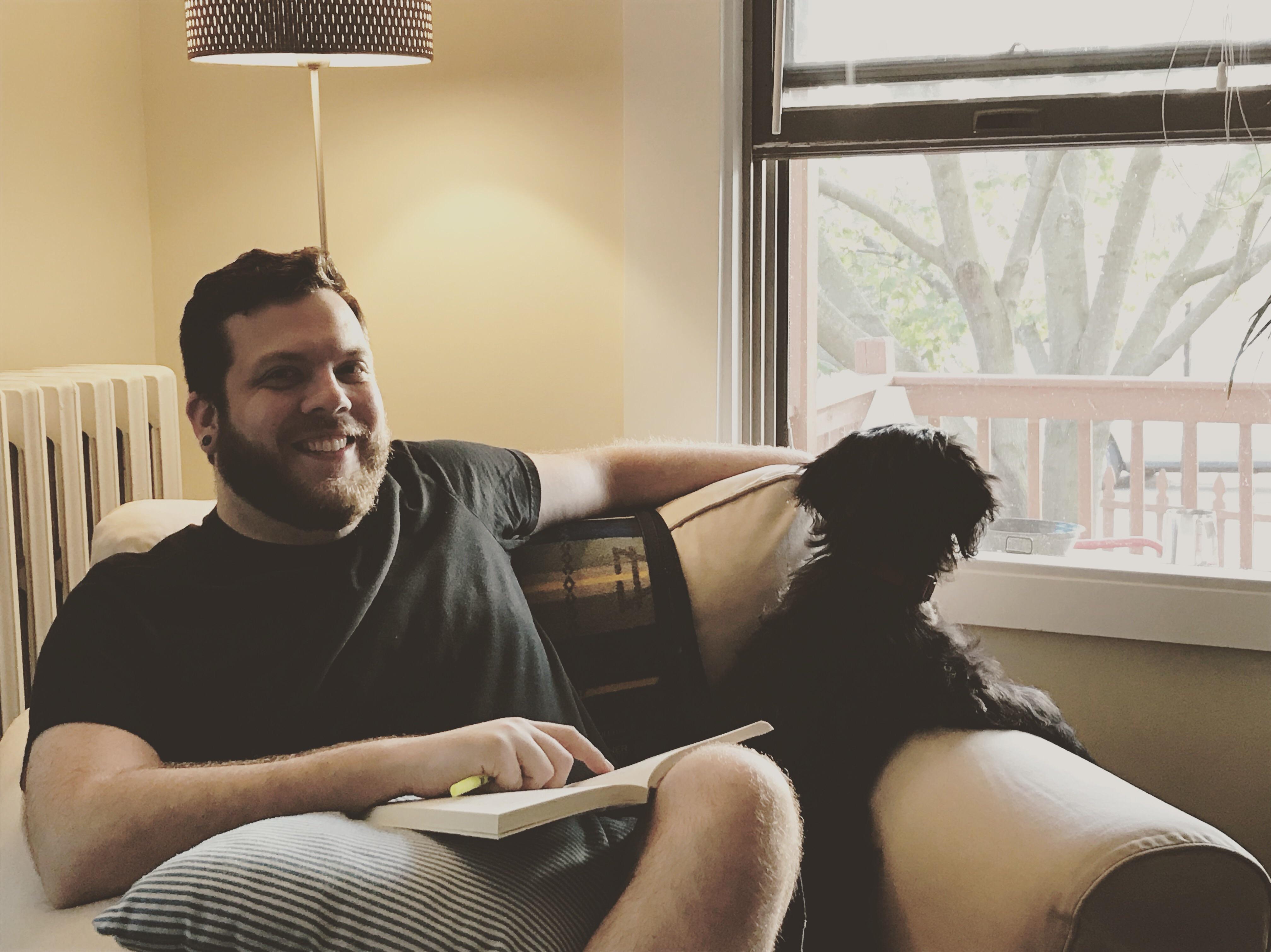 My puppy decided to keep me company as I read! r/gaybrosgonemild